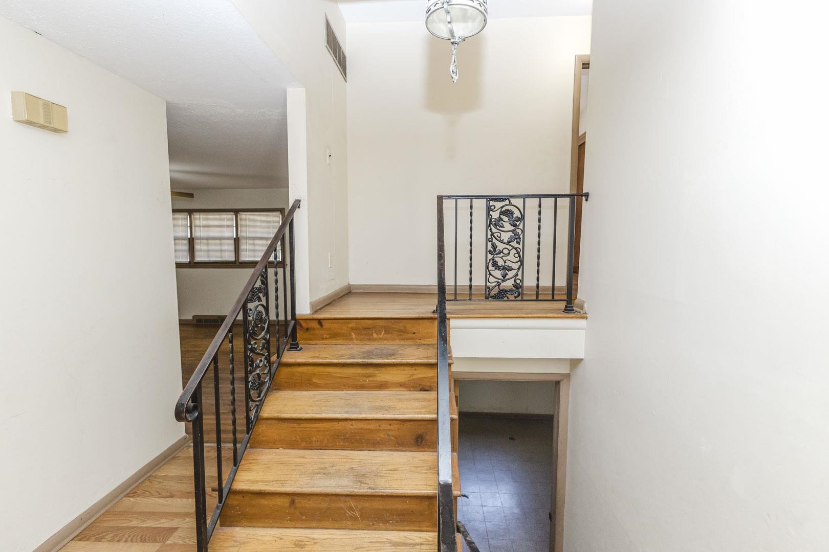 5726 Hanover St. Property Photo 6
