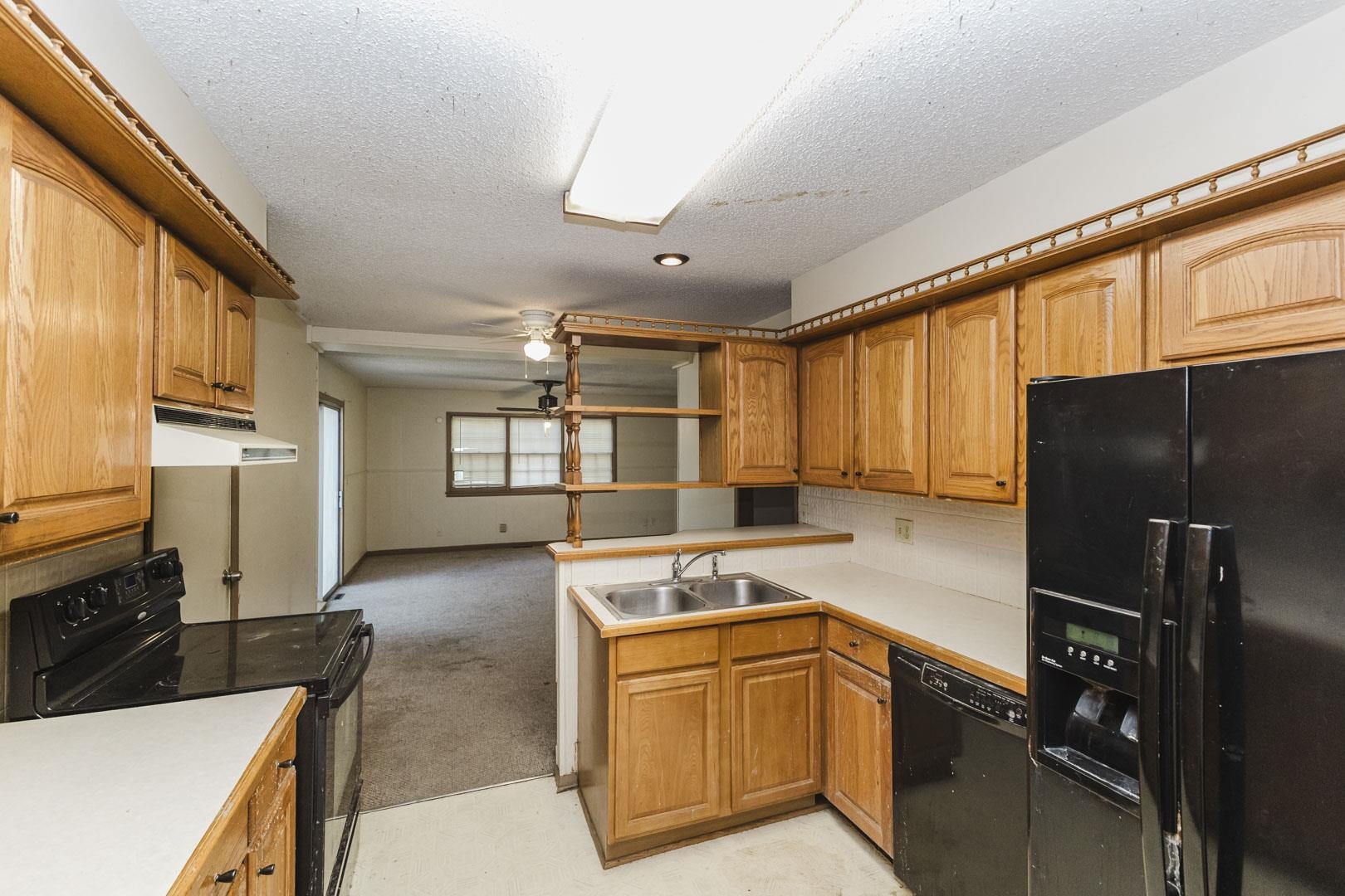 5726 Hanover St. Property Photo 9