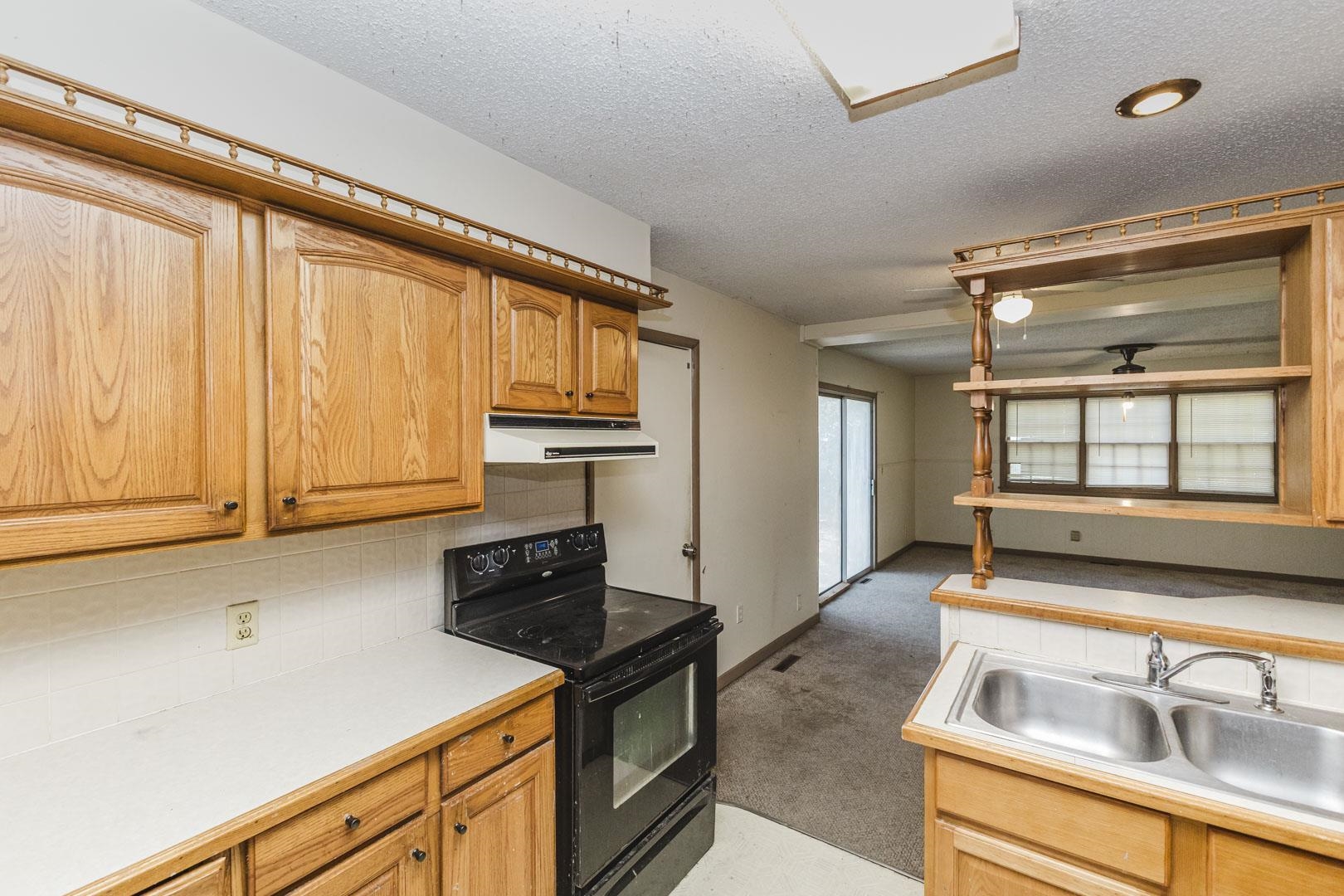 5726 Hanover St. Property Photo 10