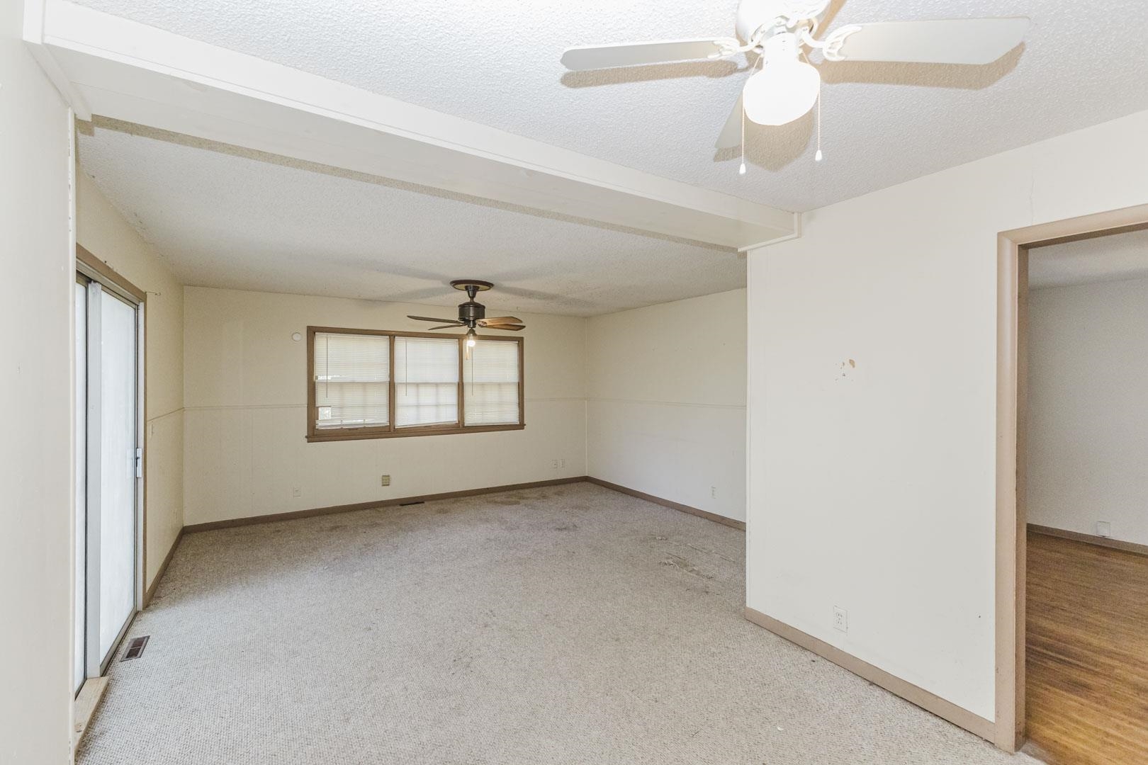 5726 Hanover St. Property Photo 12