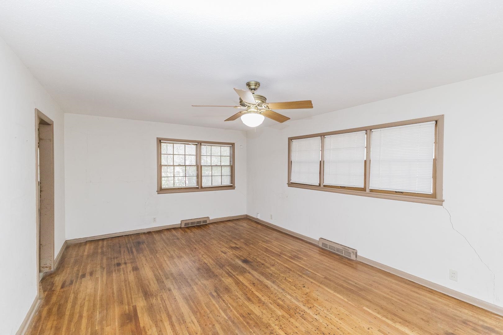 5726 Hanover St. Property Photo 19