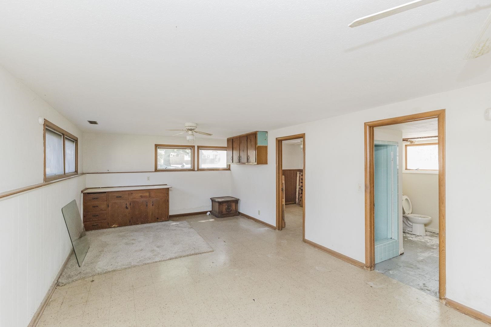 5726 Hanover St. Property Photo 28
