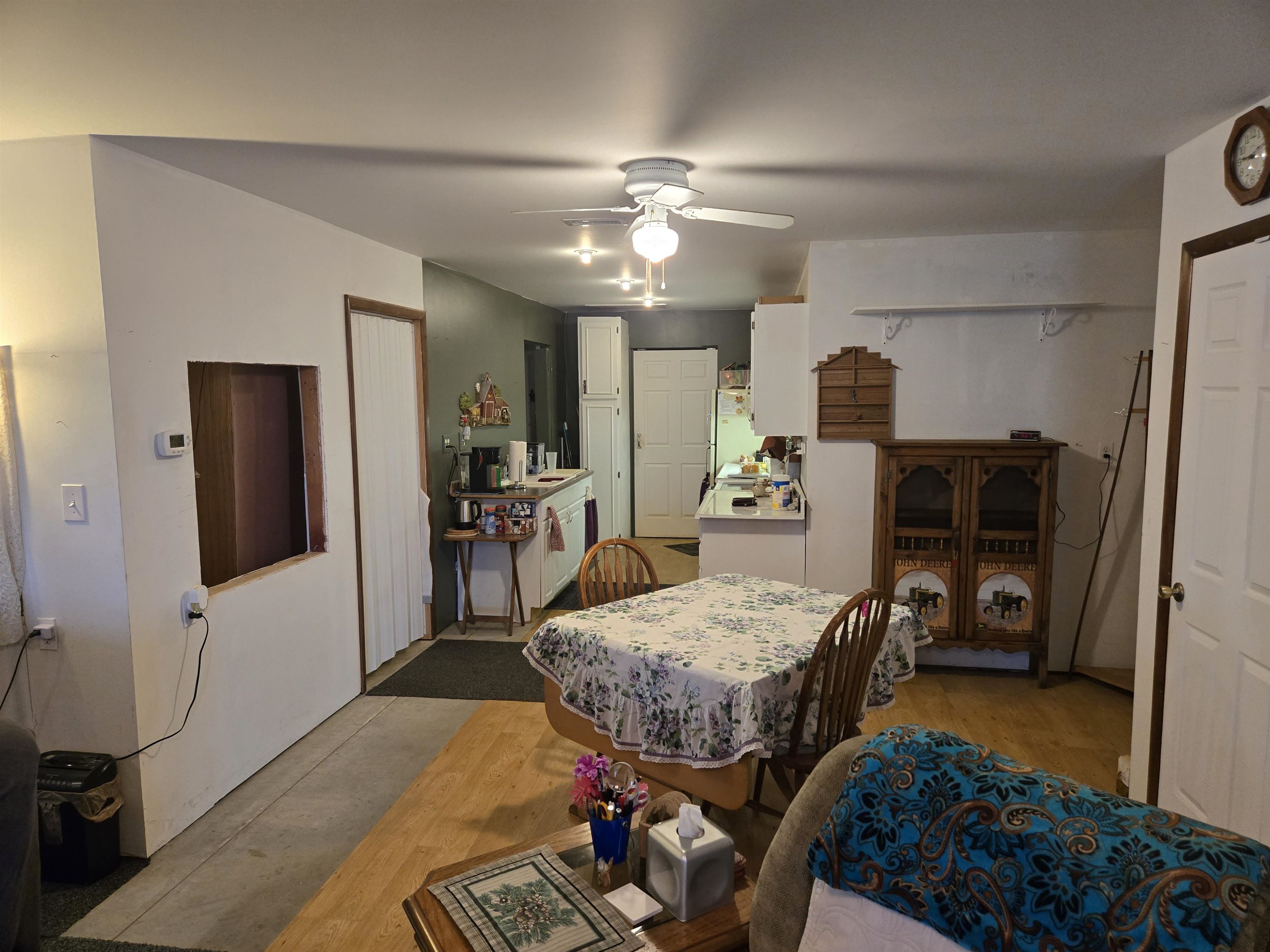 222 Commerce St Property Photo 6