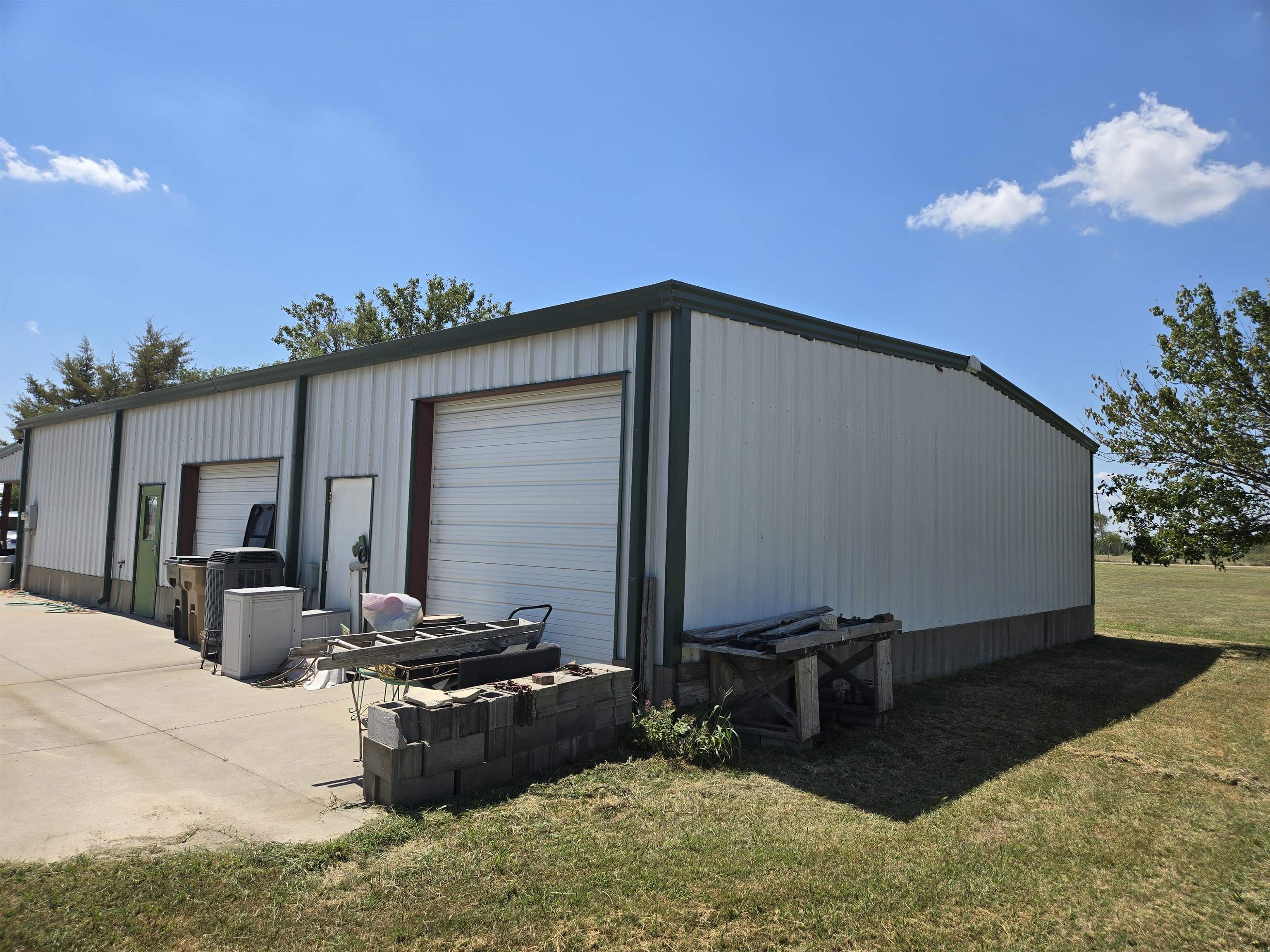 222 Commerce St Property Photo 23
