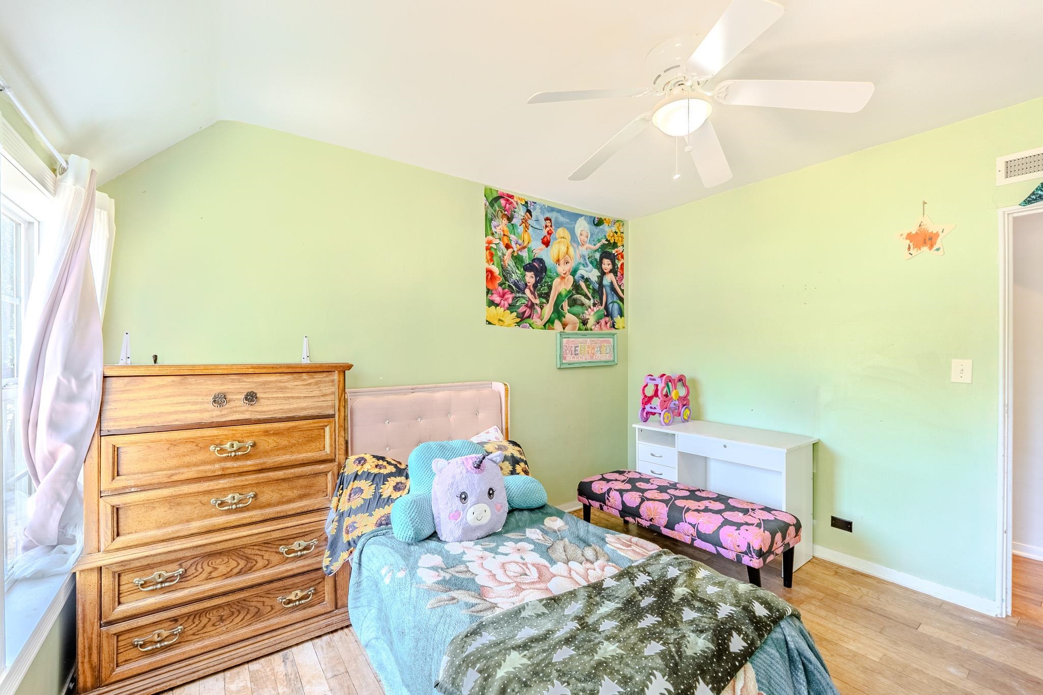 219 Park Property Photo 14