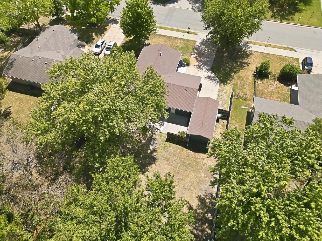 502 W Allison St Property Photo 34