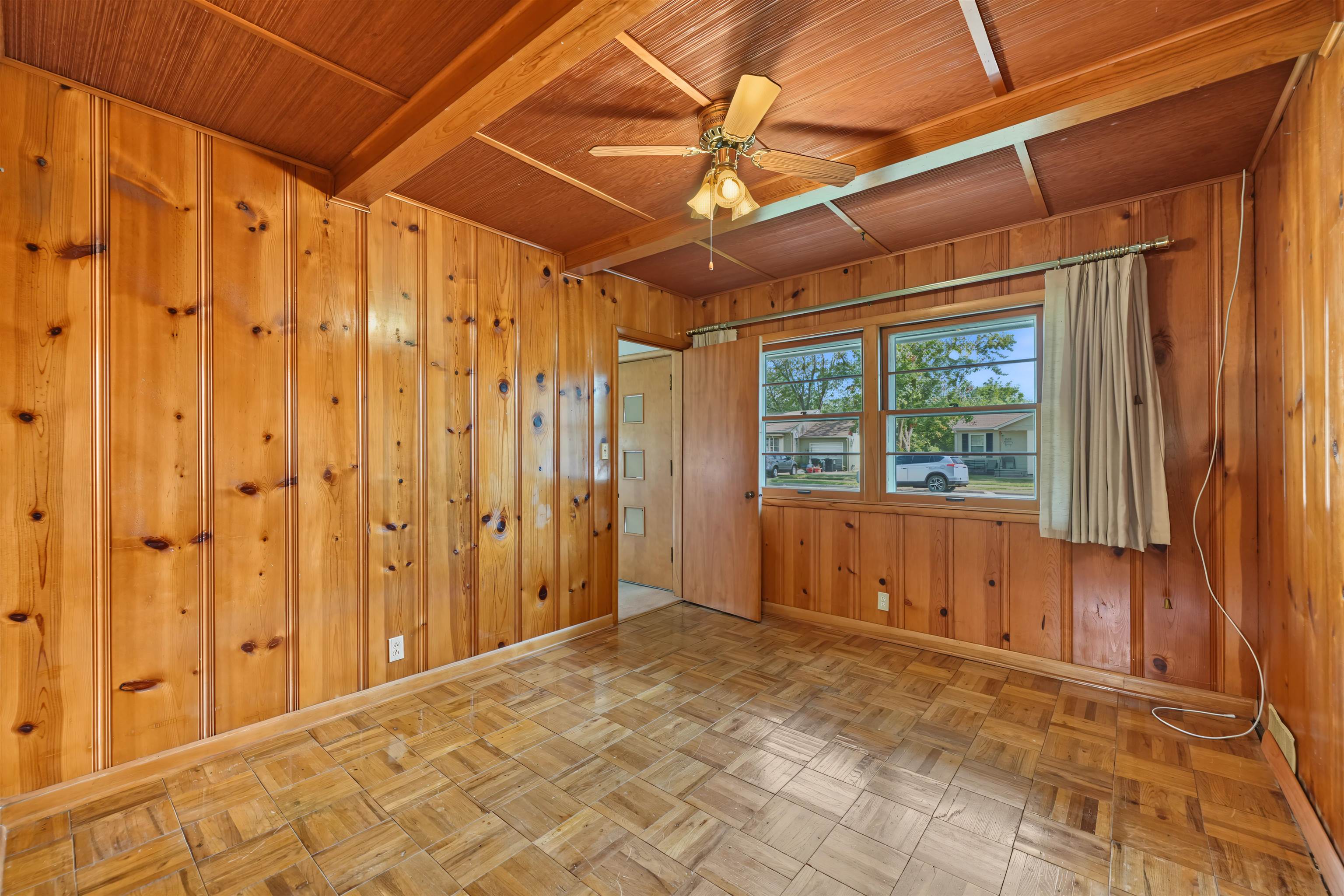 611 Morningside Dr. Property Photo 13