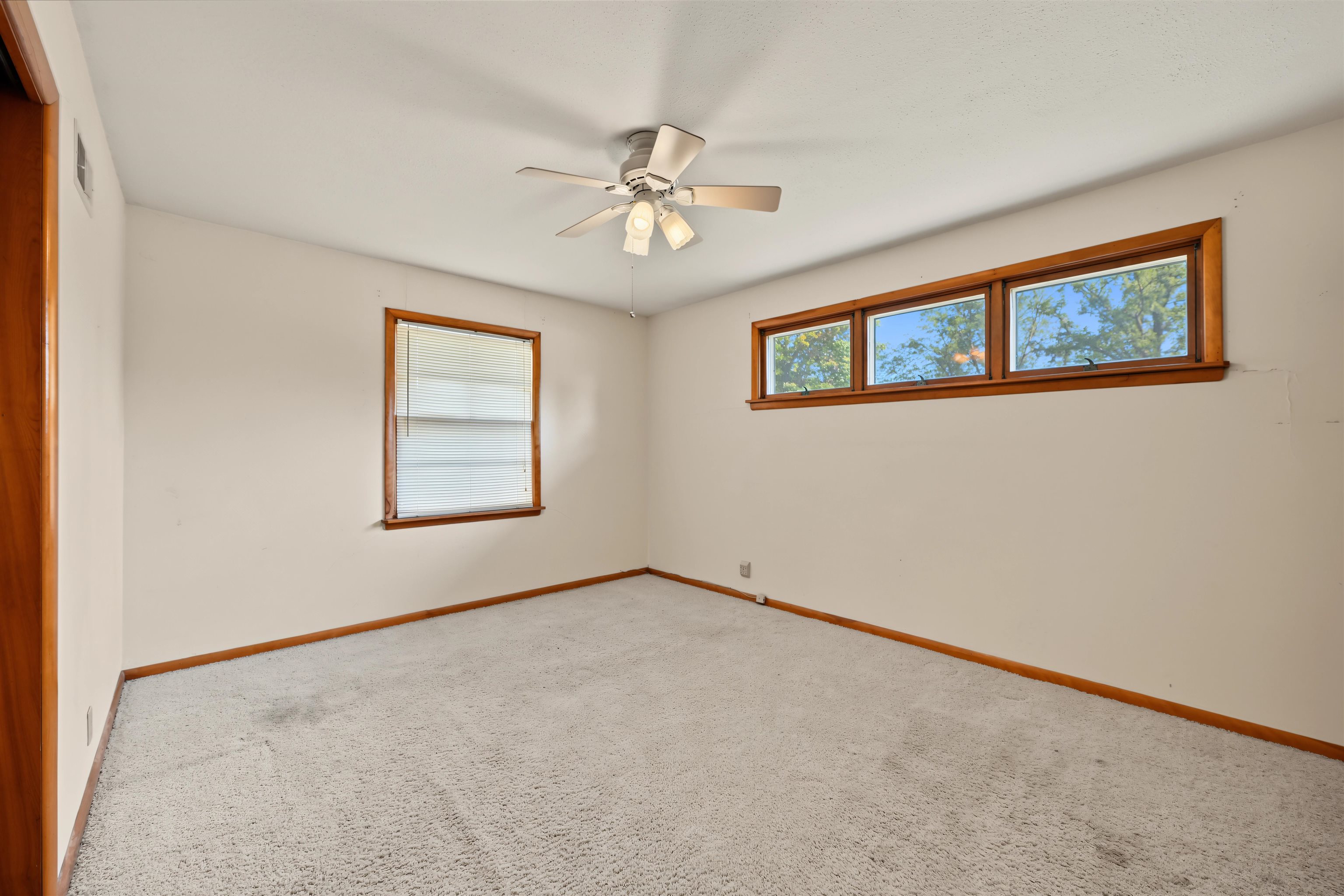 611 Morningside Dr. Property Photo 14