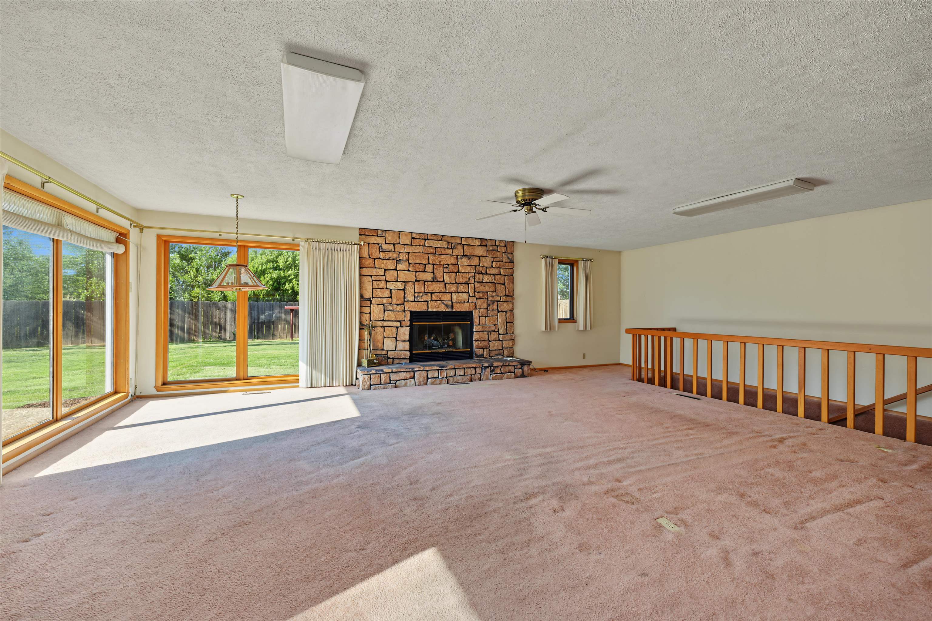 611 Morningside Dr. Property Photo 17