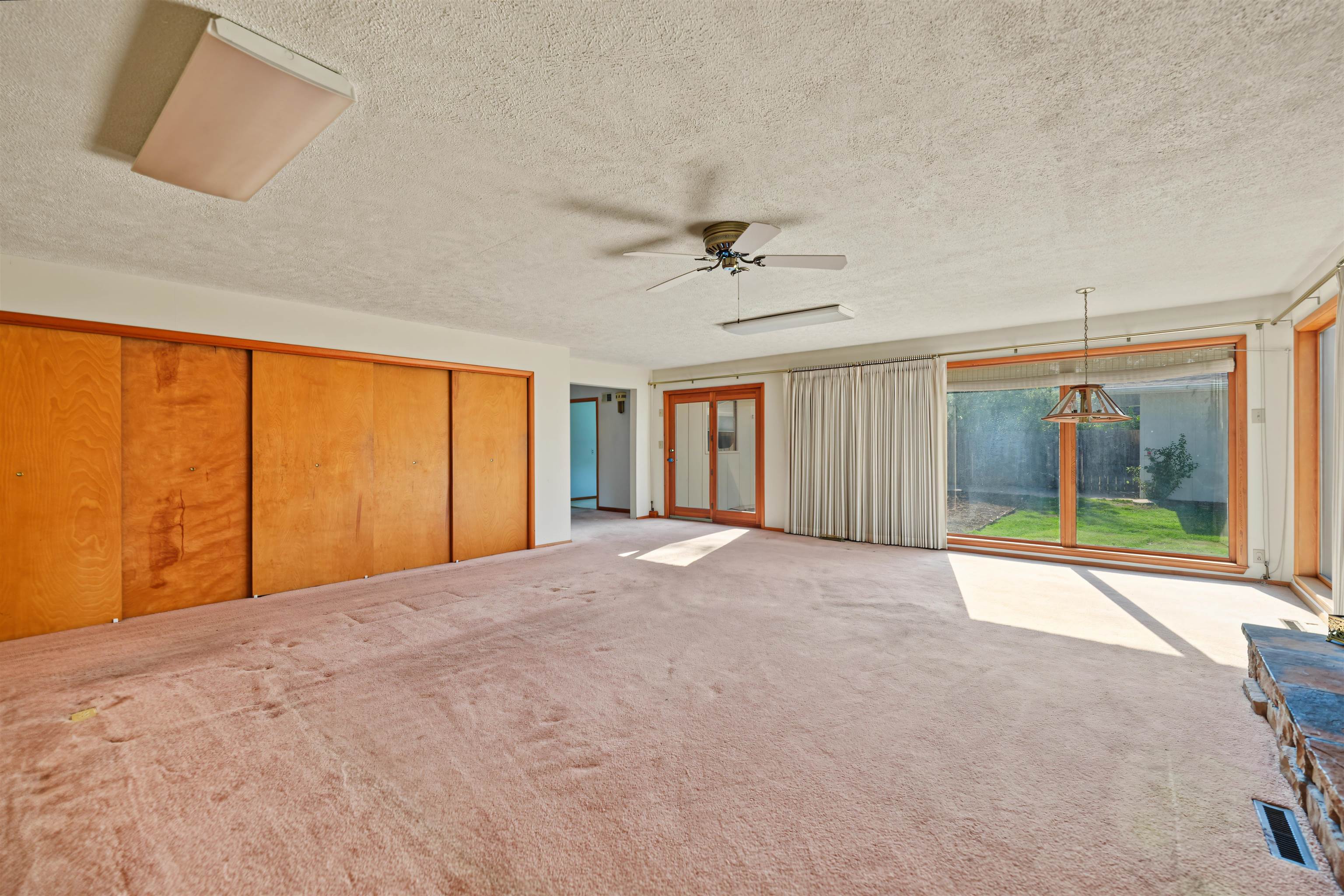 611 Morningside Dr. Property Photo 19