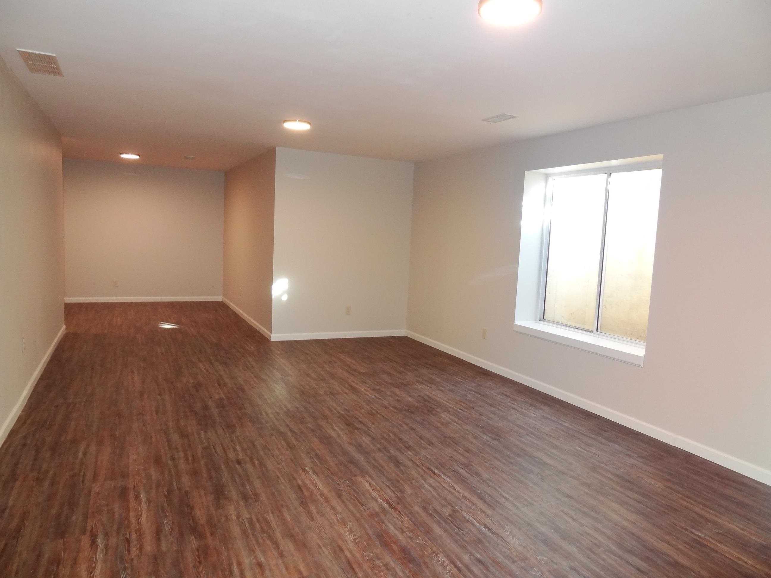 8403 E Zimmerly St Property Photo 17