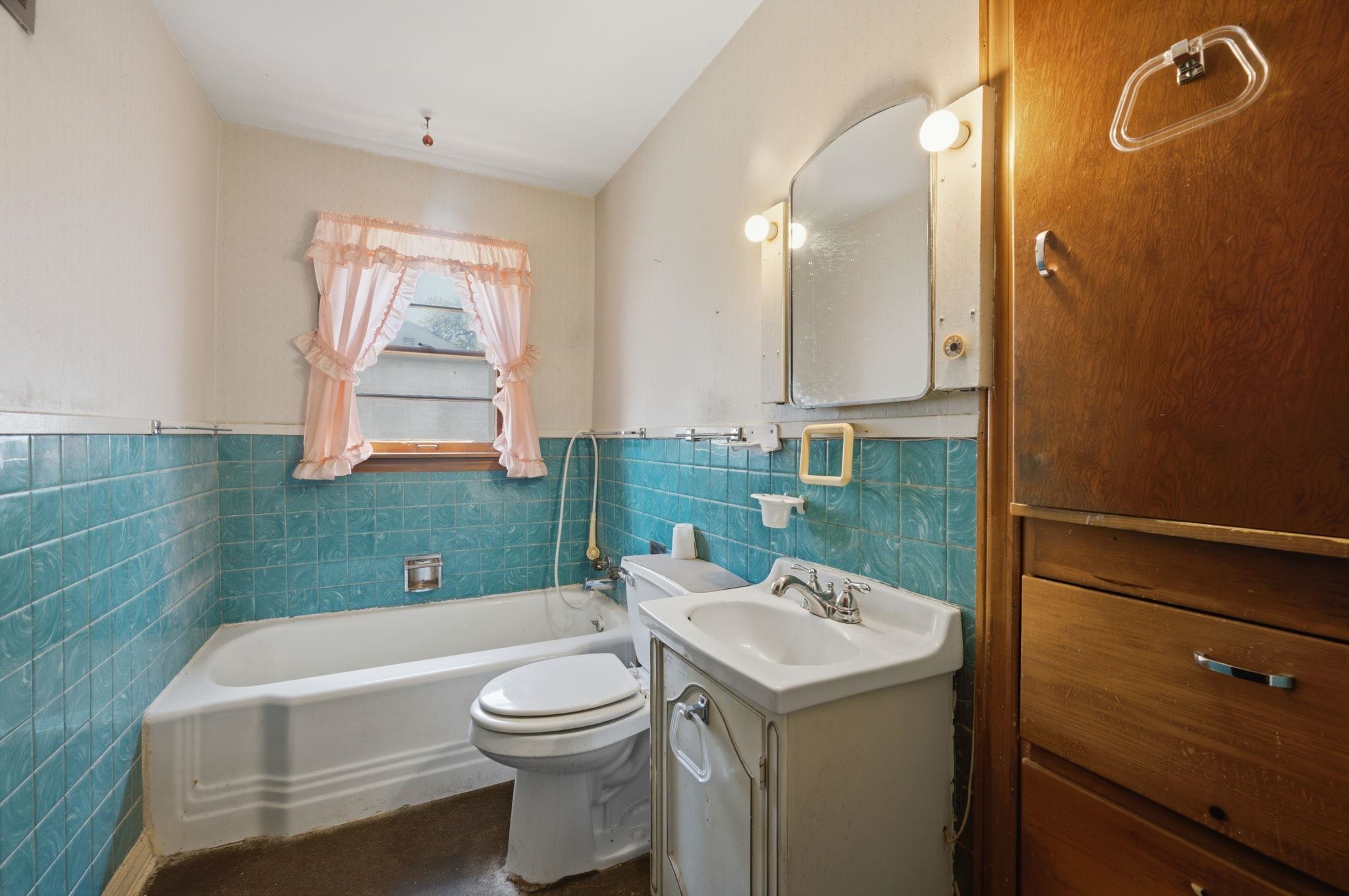 3259 N Coolidge Ave Property Photo 15