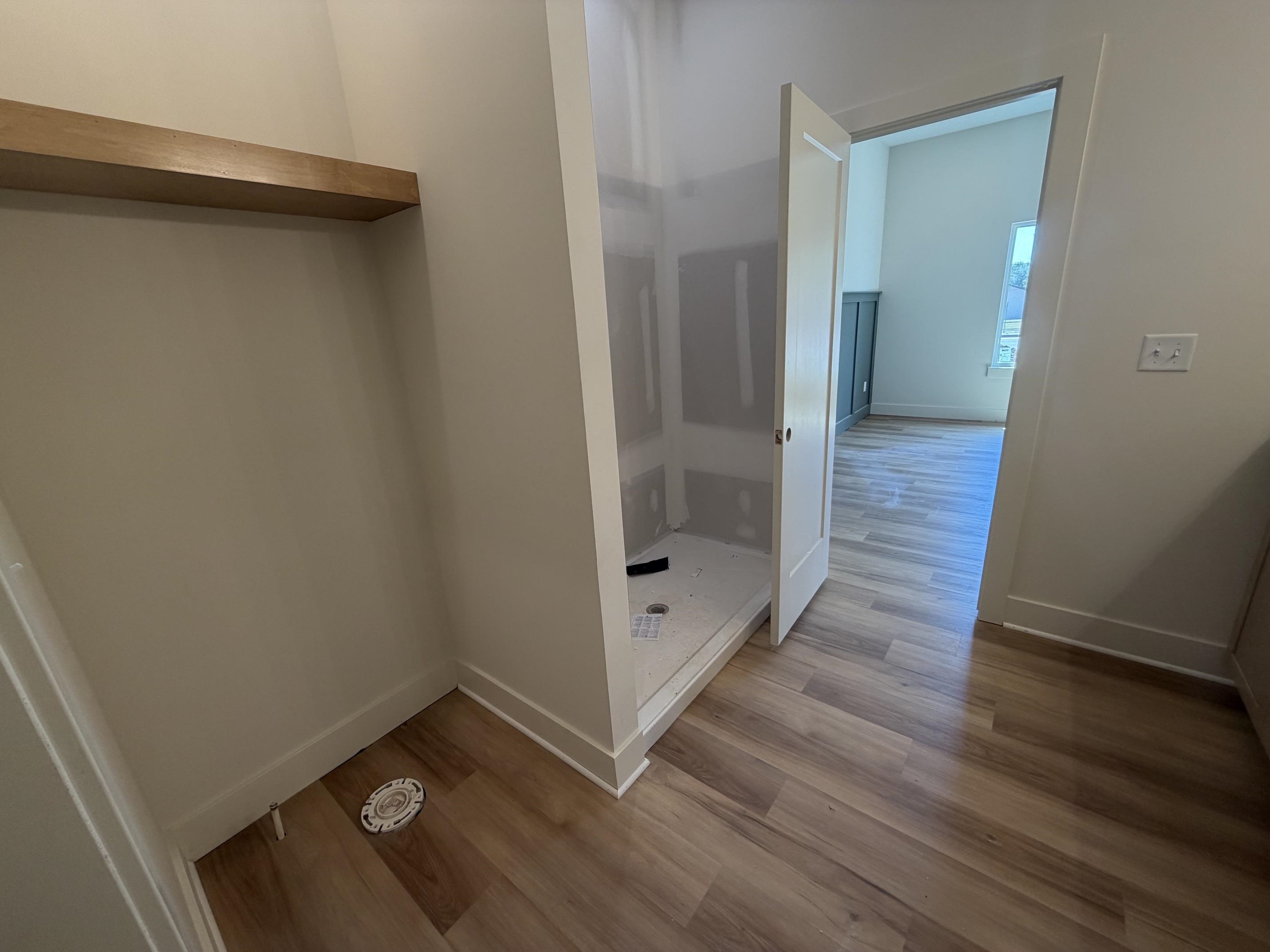 709 N Wheatland Ct Property Photo 13