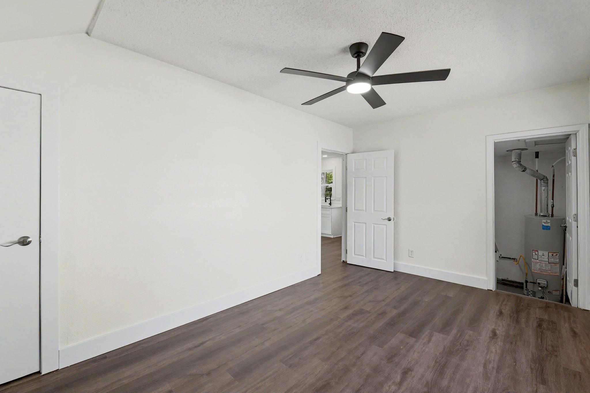 633 N Ridgewood Dr. Property Photo 15