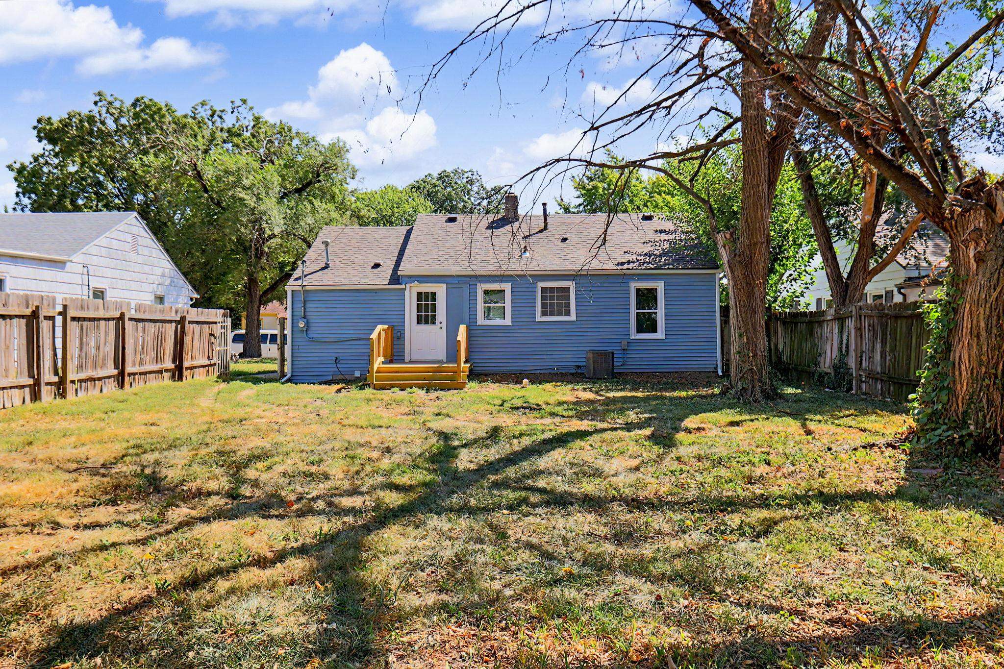 633 N Ridgewood Dr. Property Photo 30
