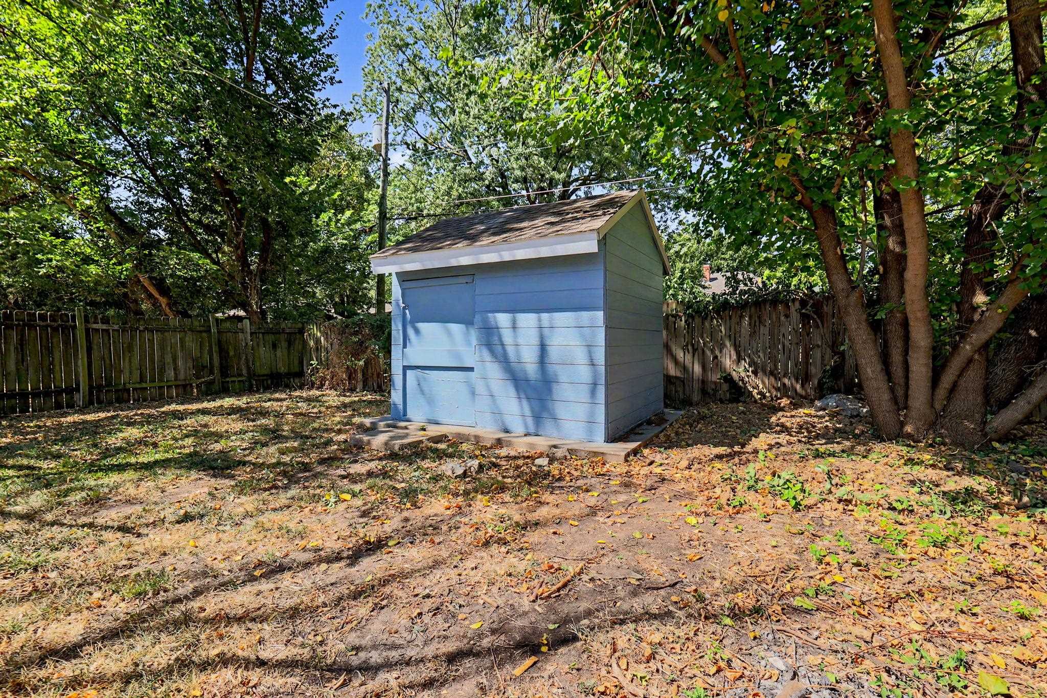 633 N Ridgewood Dr. Property Photo 31