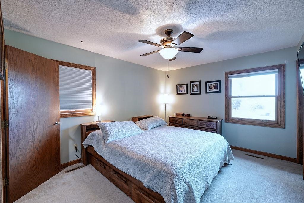 13 Fleetwood Property Photo 13