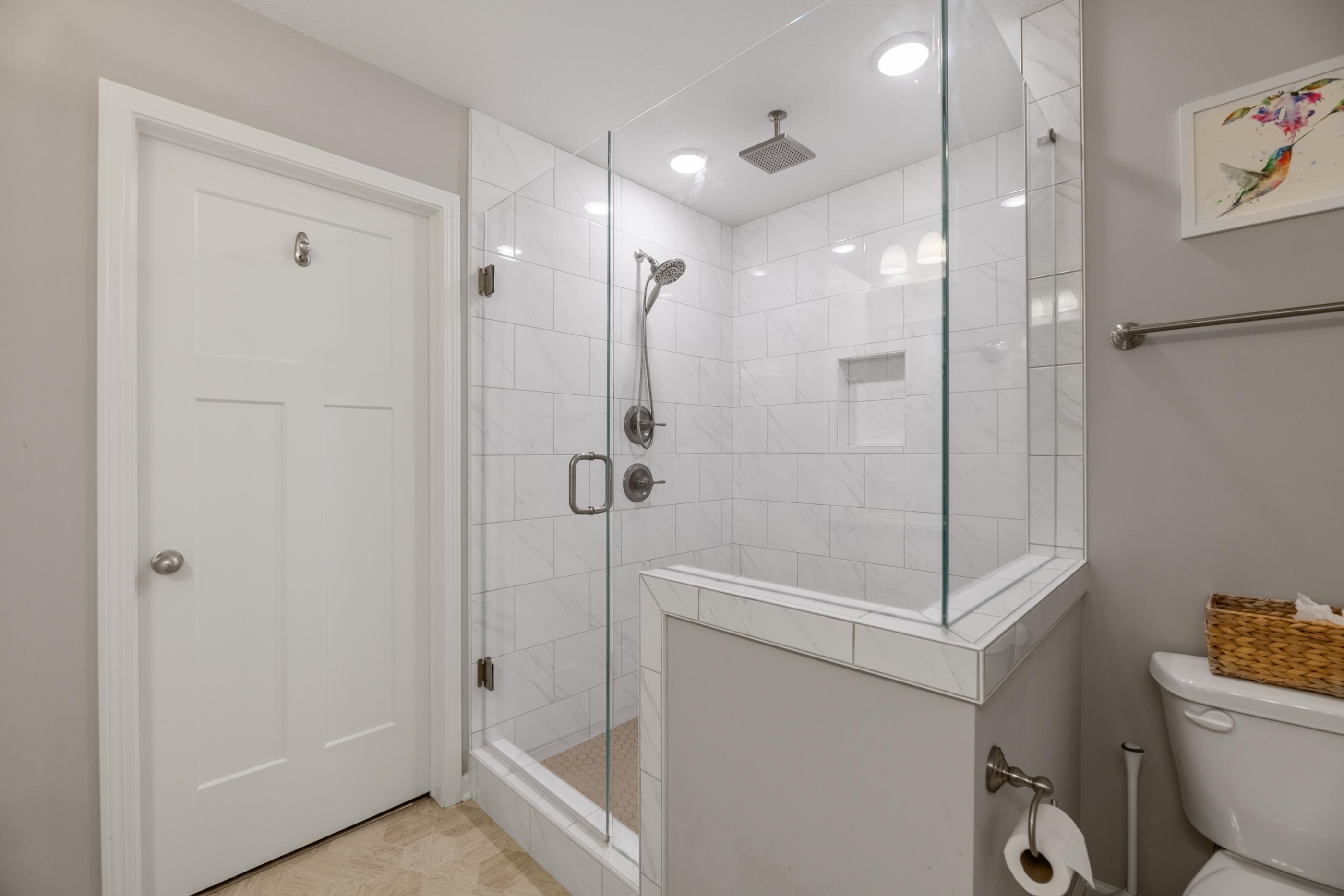 10926 W Cedar Lane Property Photo 15
