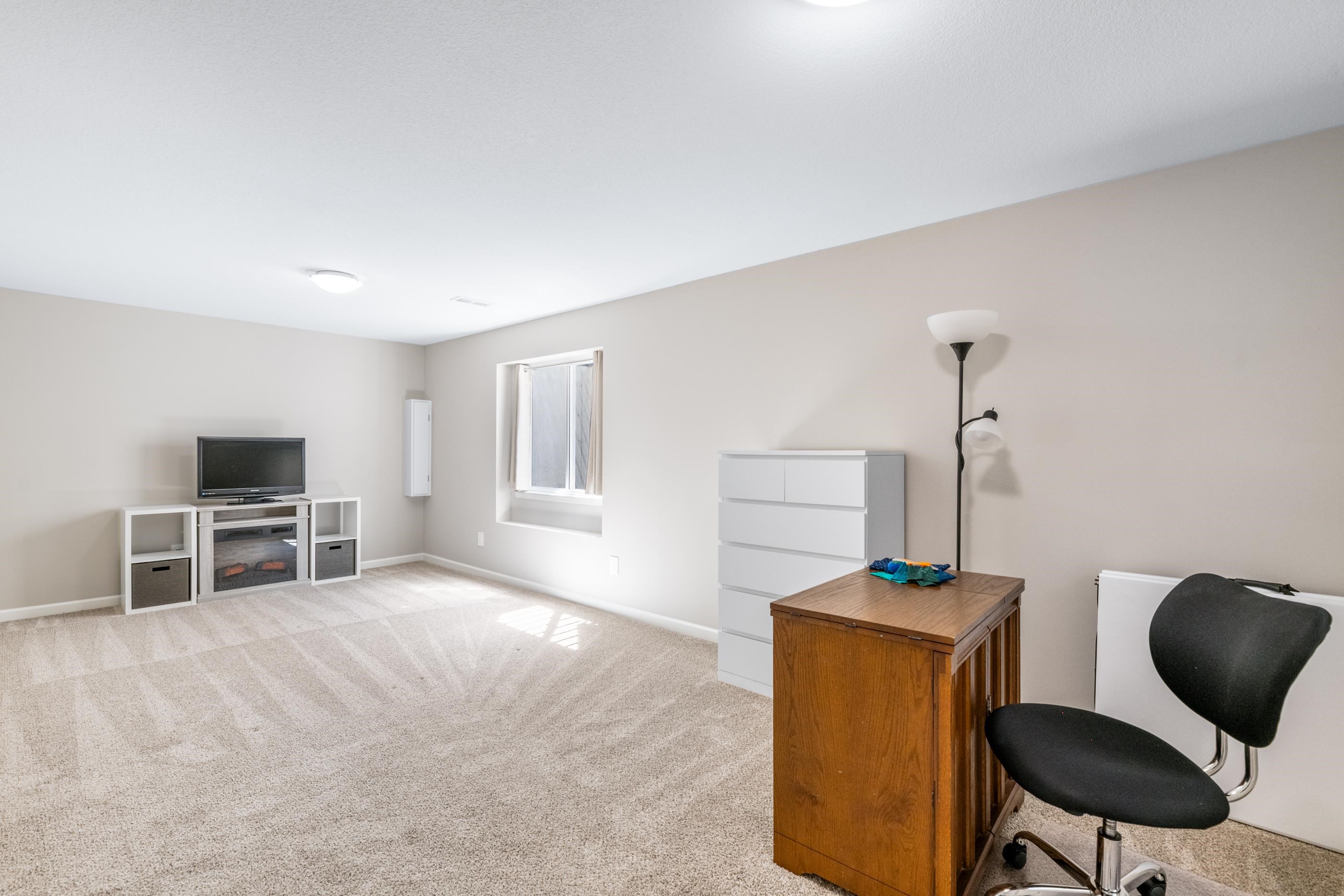10926 W Cedar Lane Property Photo 26