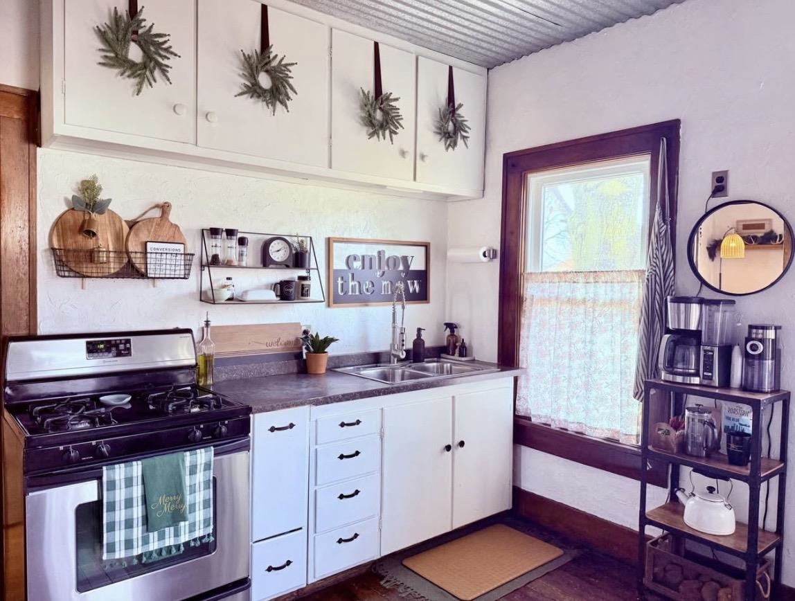 523 3rd Property Photo 10