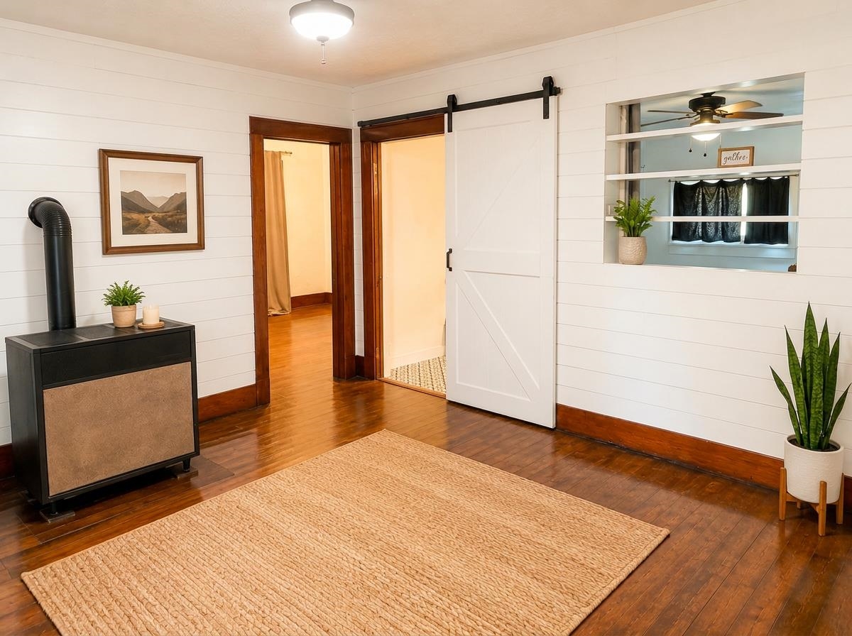 523 3rd Property Photo 13