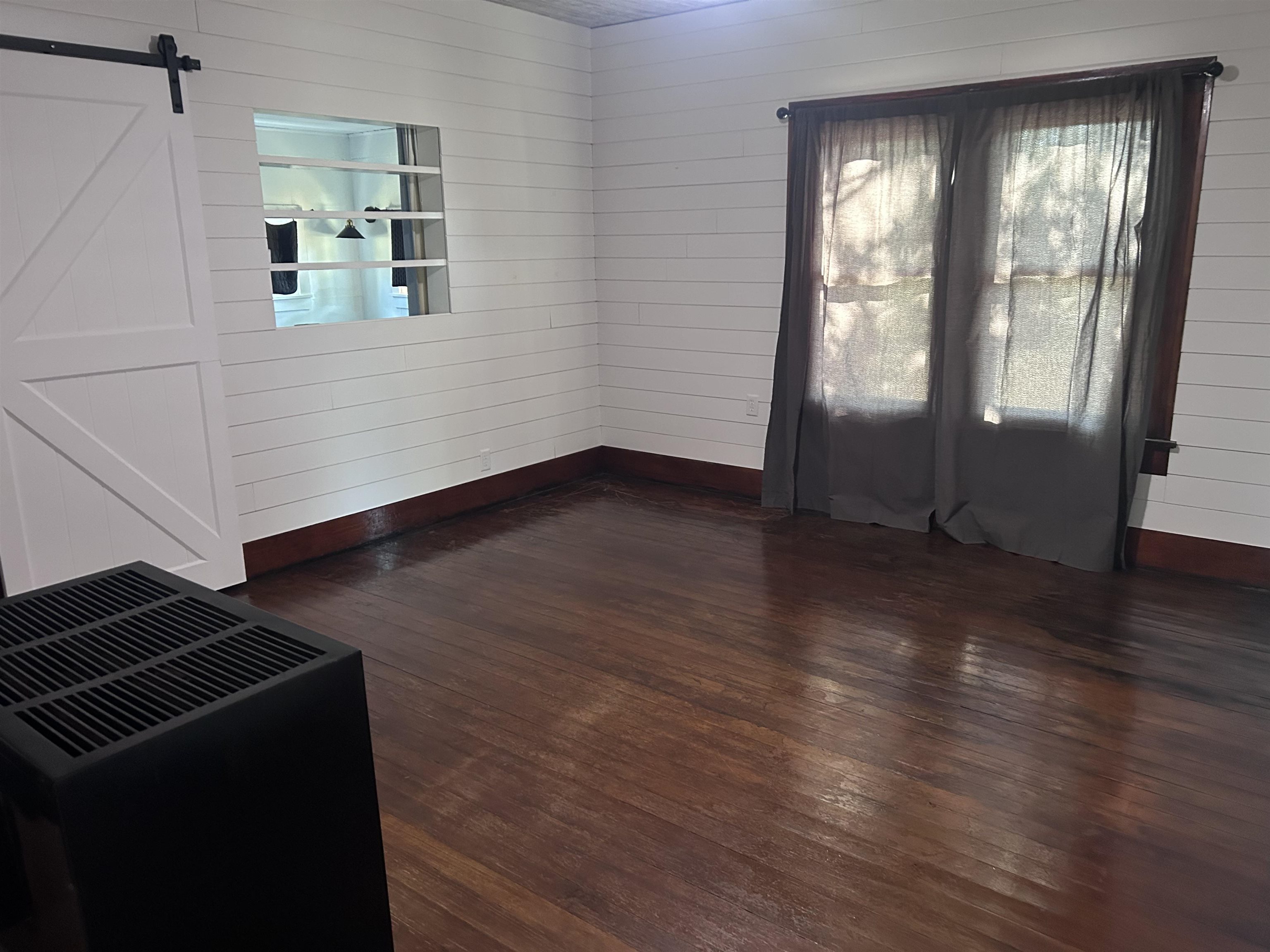 523 3rd Property Photo 20