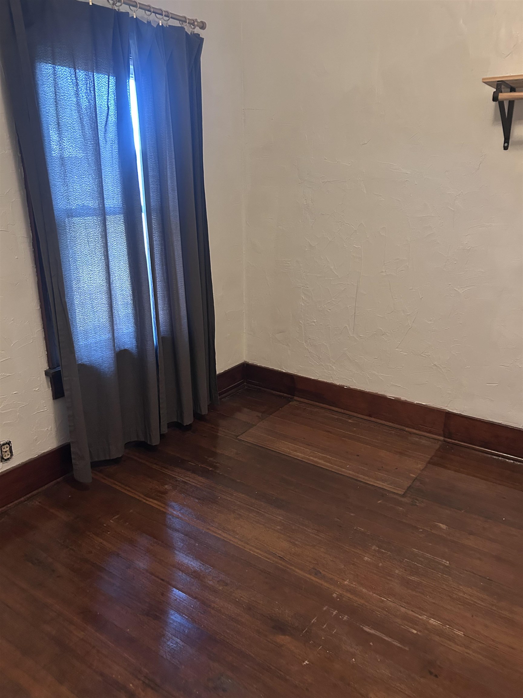 523 3rd Property Photo 23