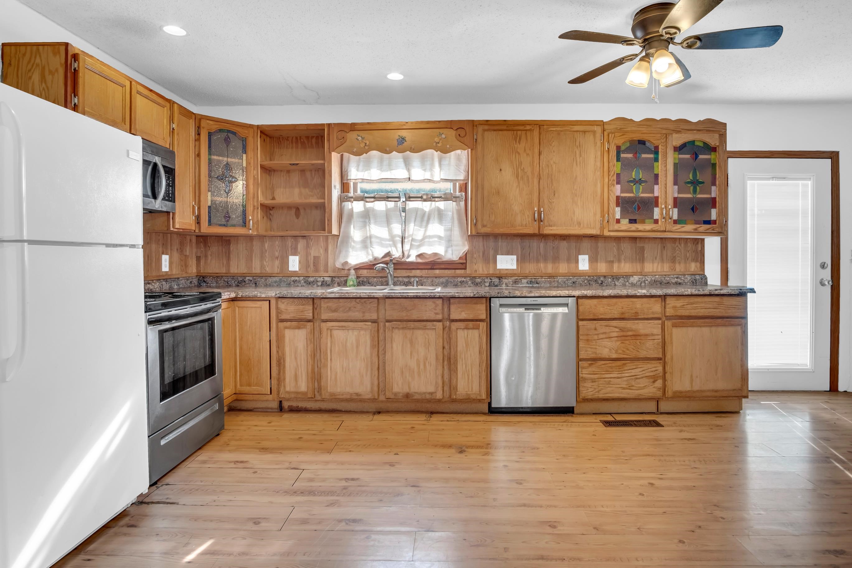 1208 Grandview Ave Property Photo 12