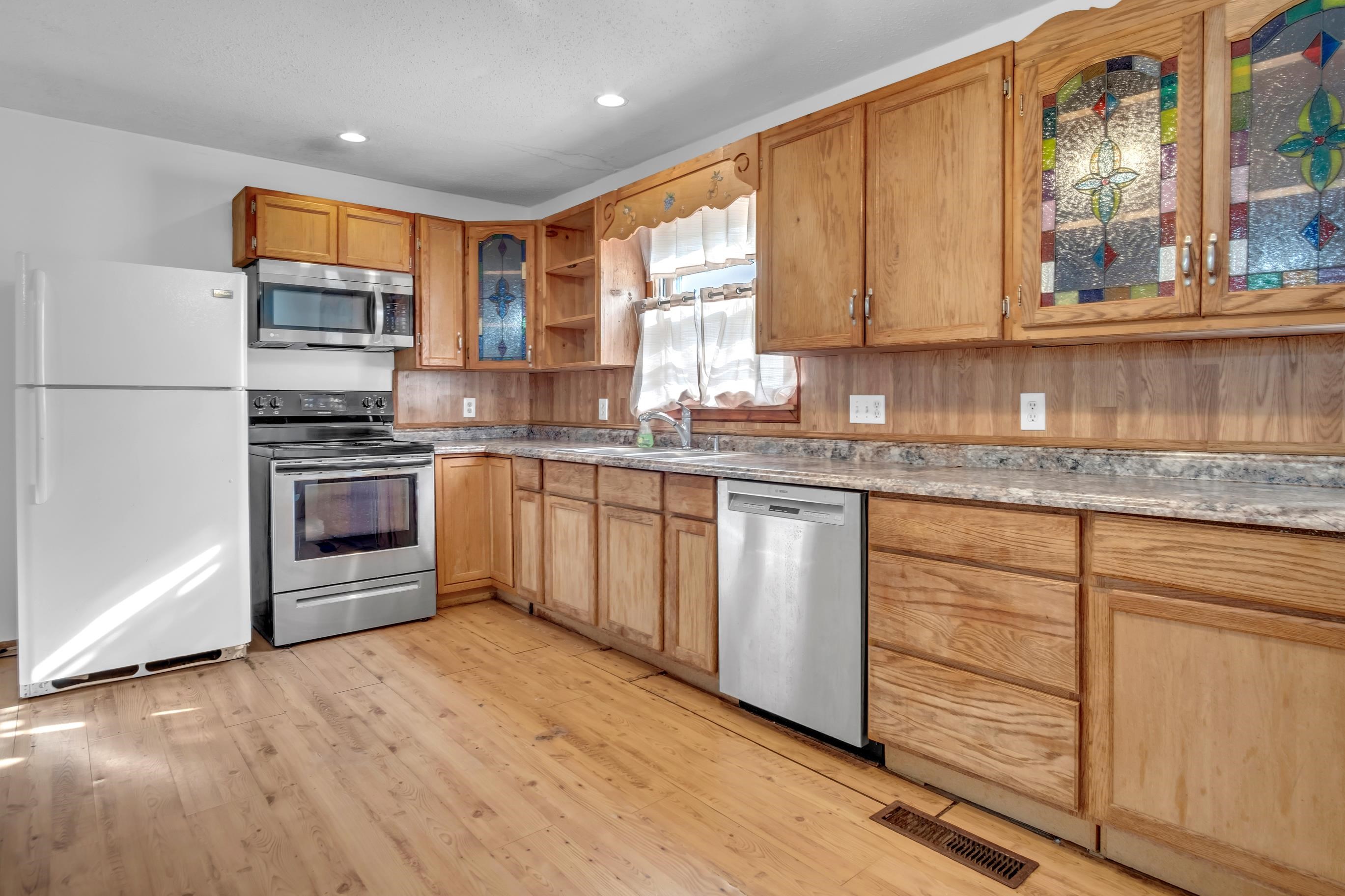 1208 Grandview Ave Property Photo 13