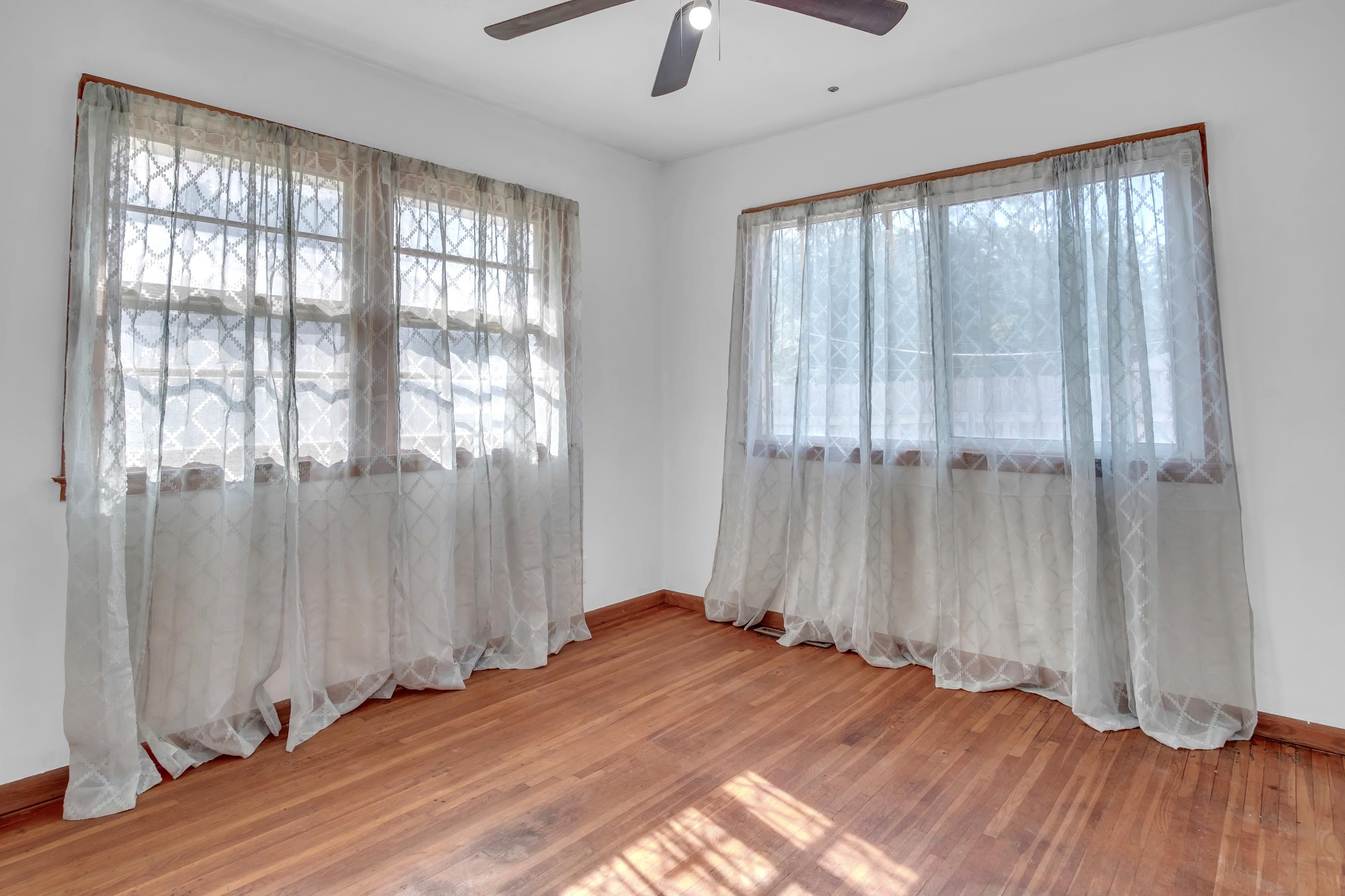 1208 Grandview Ave Property Photo 18
