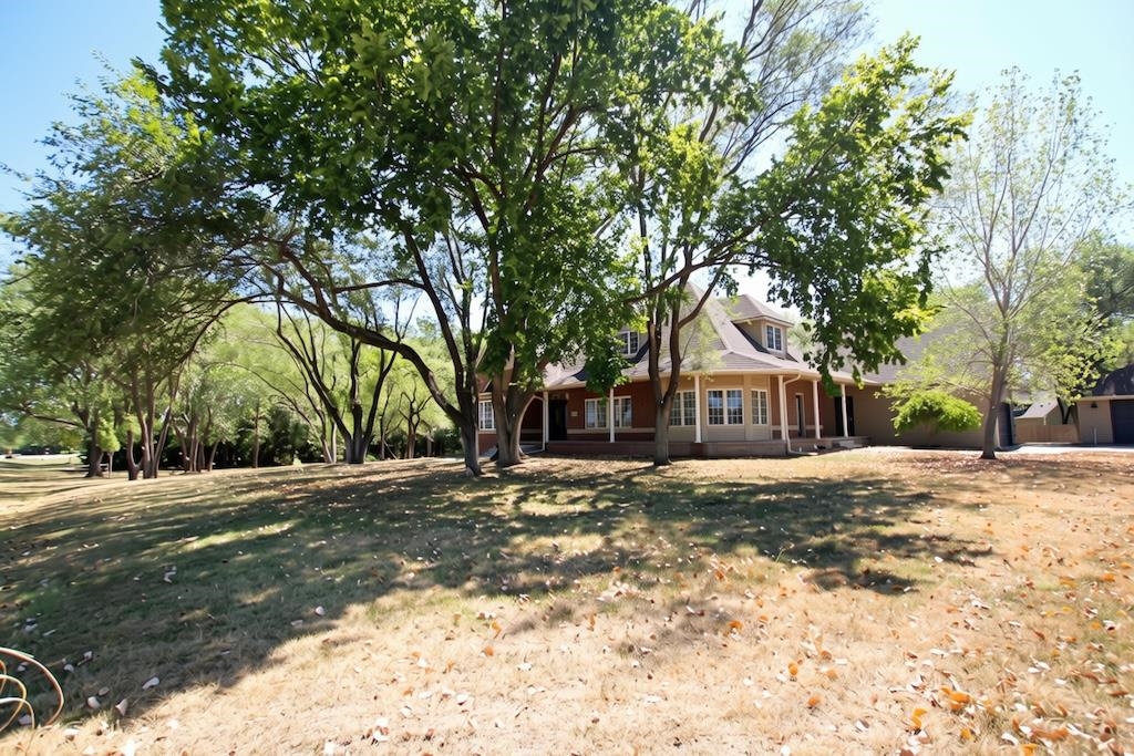 15425 W Grassmere Property Photo 6