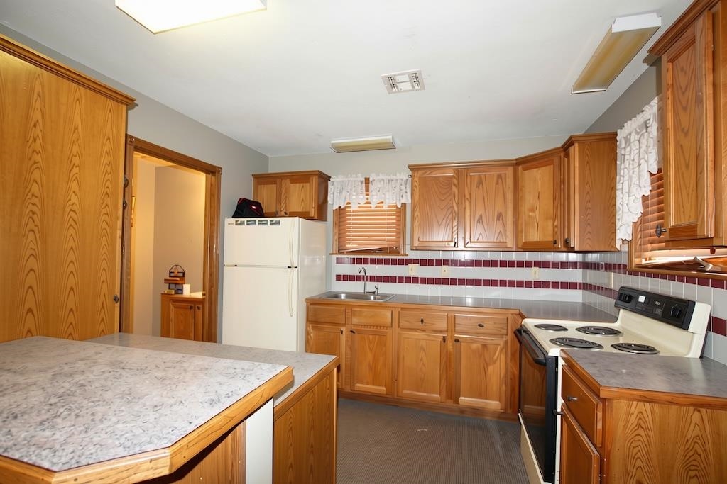 15425 W Grassmere Property Photo 29
