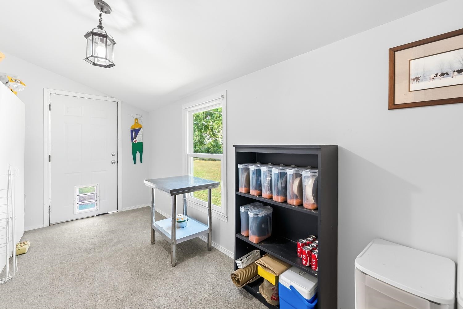 2755 N Richmond Property Photo 15