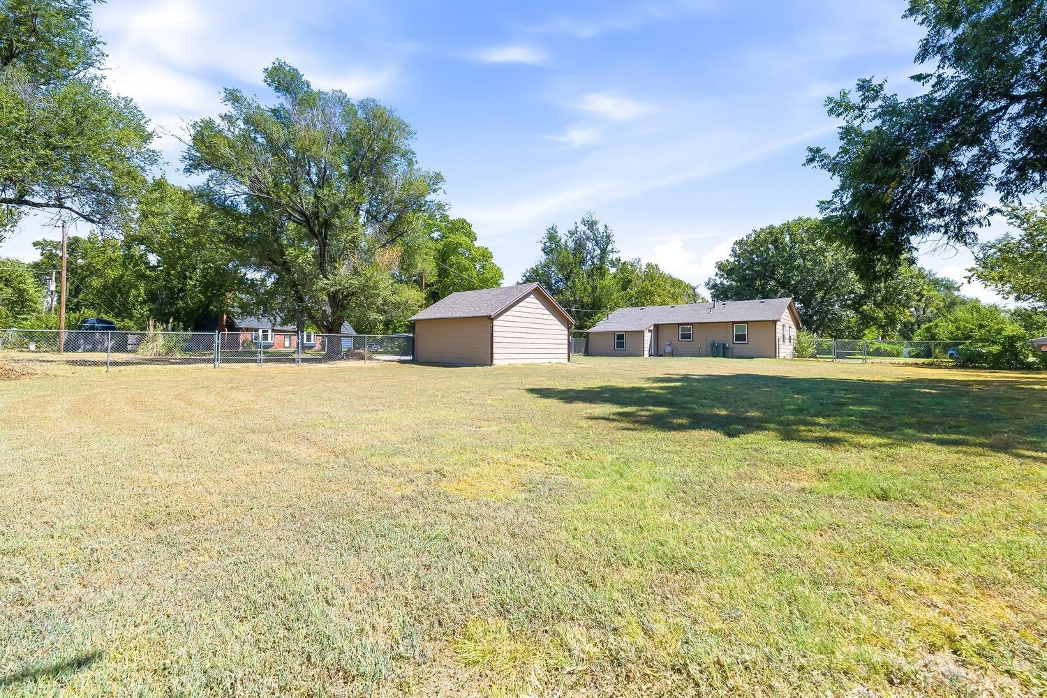 2755 N Richmond Property Photo 34