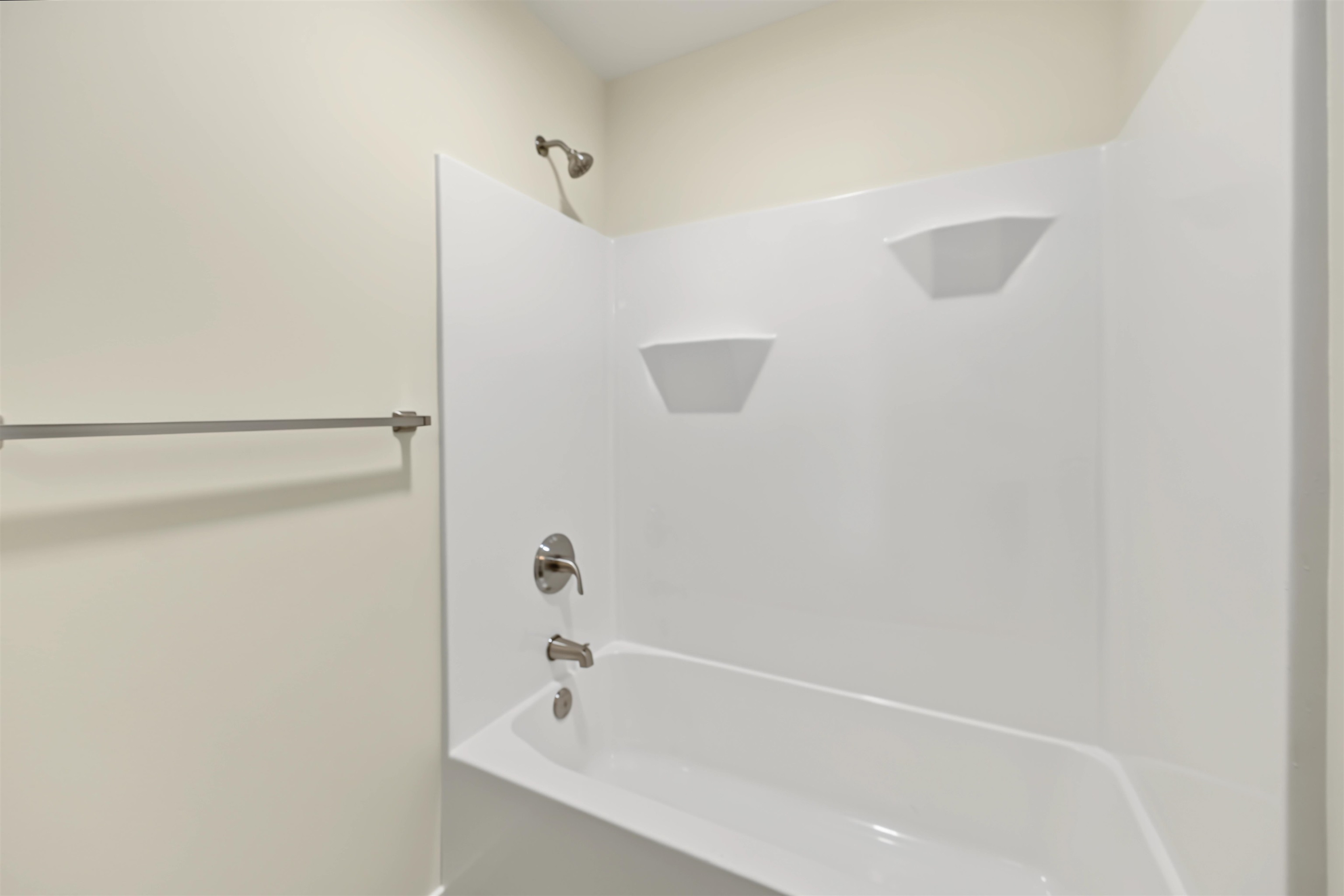 1213 Fountain Dr Property Photo 12