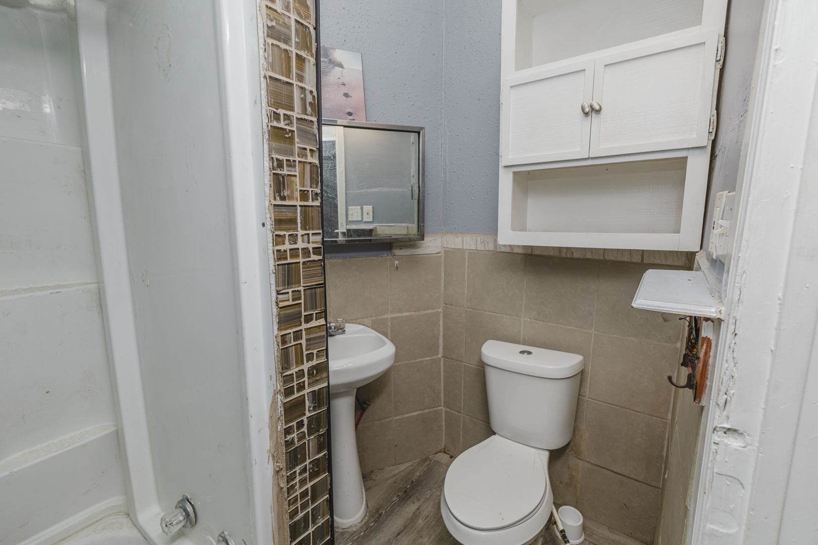 362 & 362 1/2 N Erie Property Photo 19
