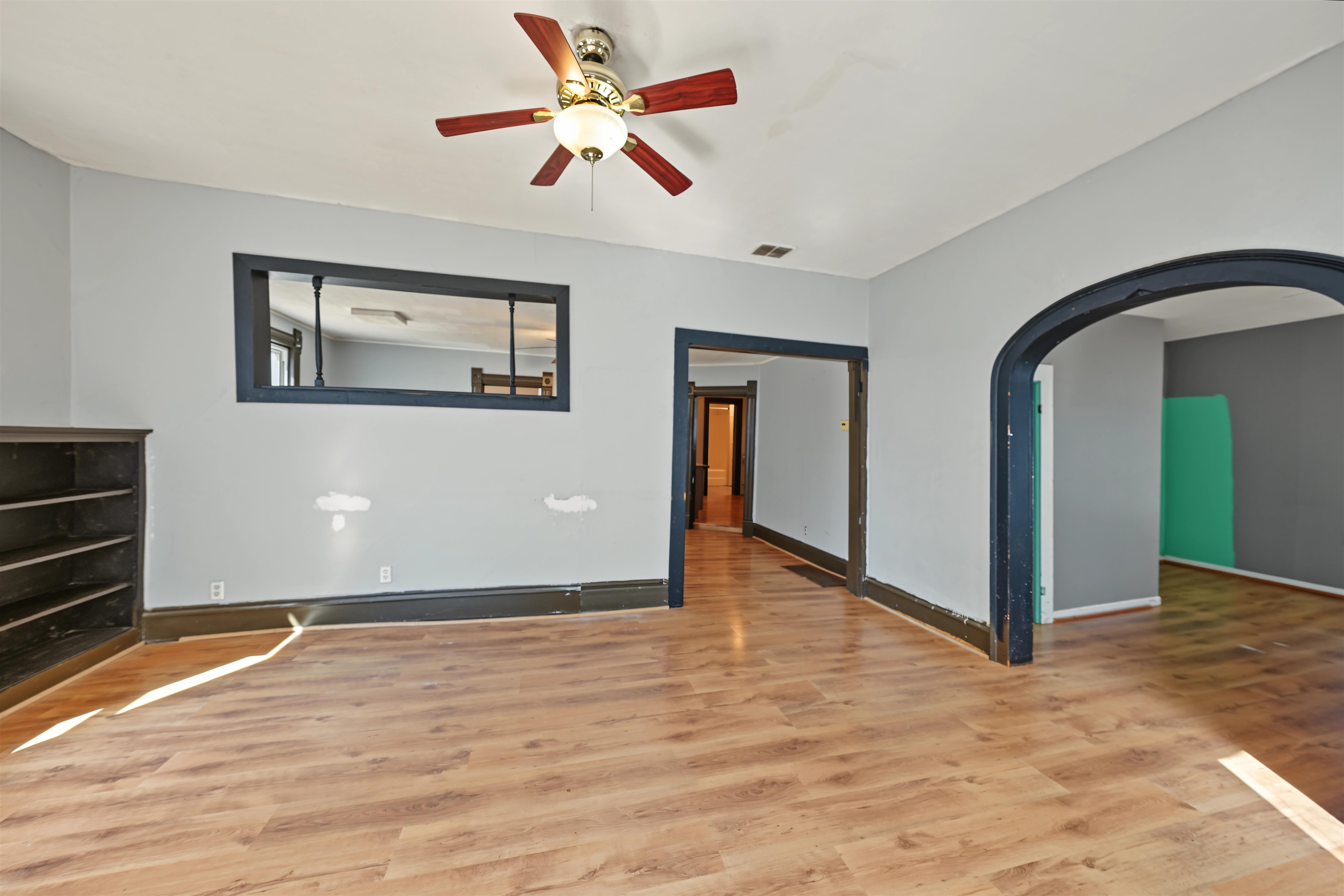 213 N Swedonia St. Property Photo 4