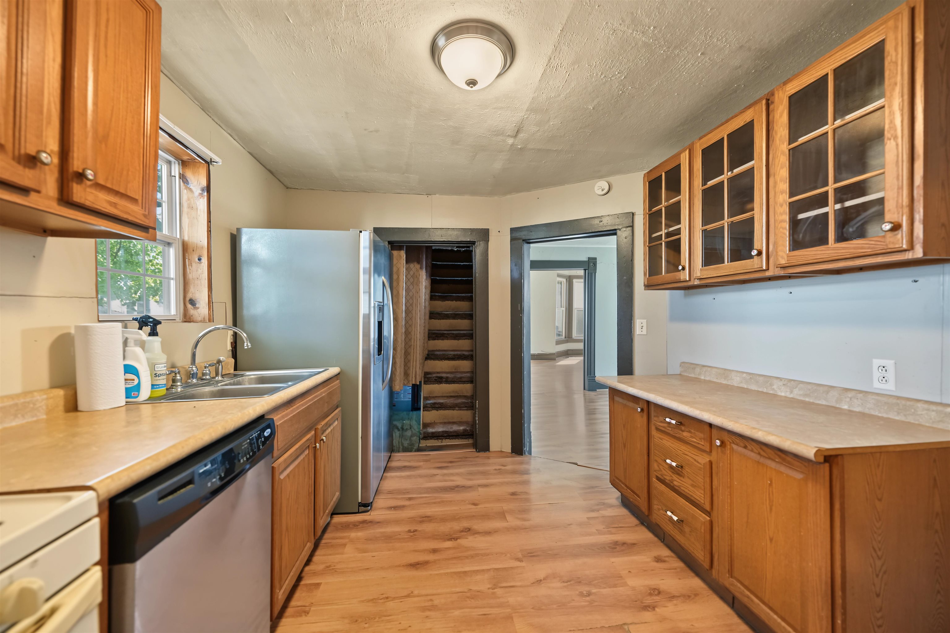 213 N Swedonia St. Property Photo 9