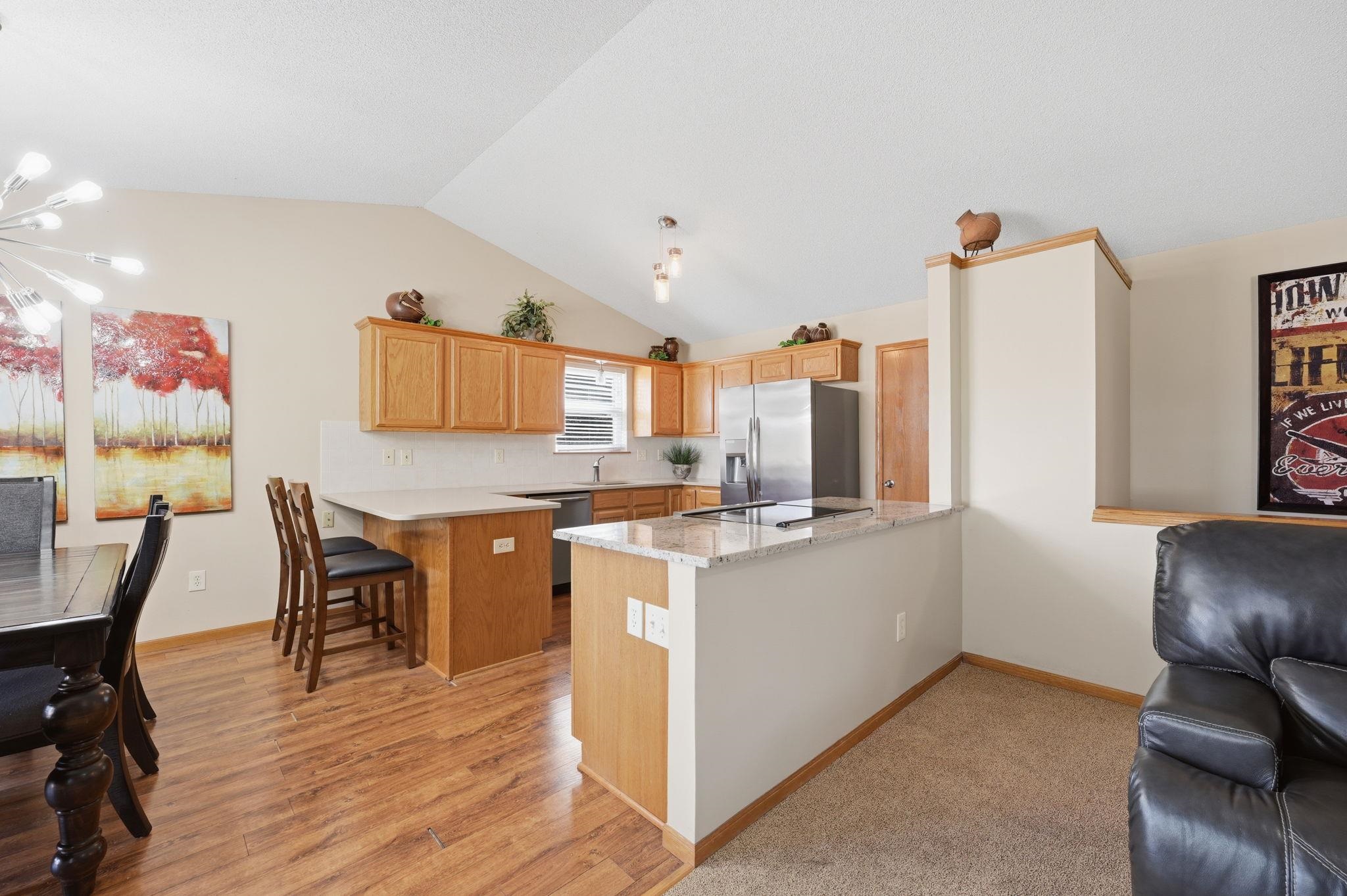 325 N Clay Circle Property Photo 8