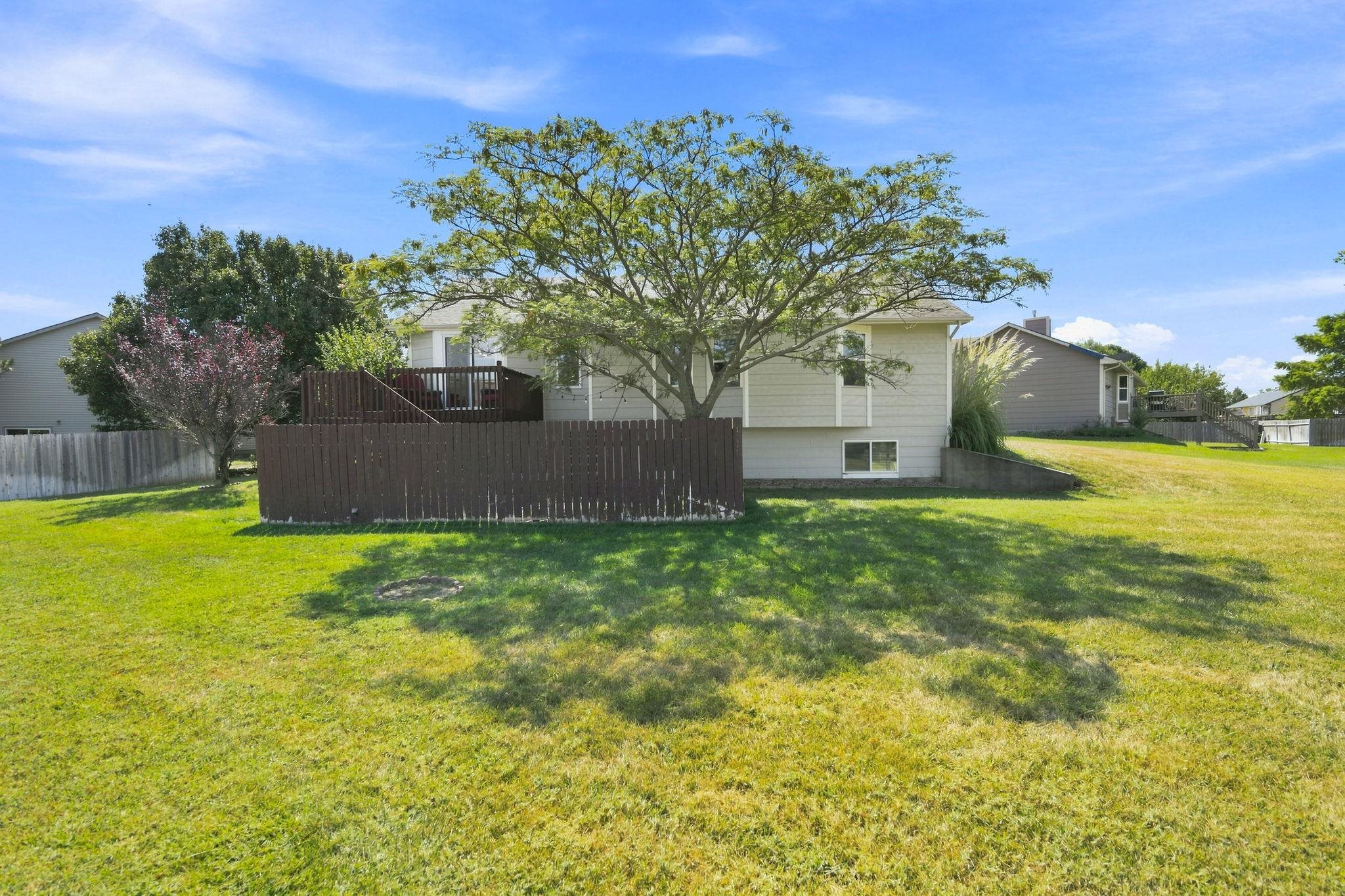 325 N Clay Circle Property Photo 27