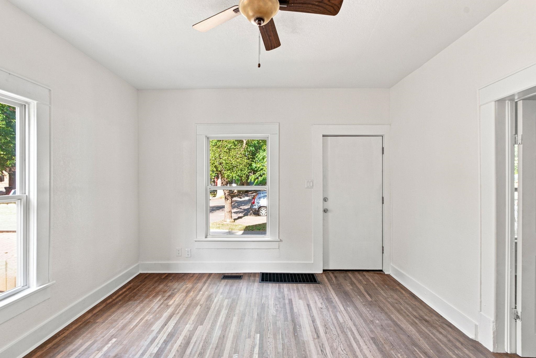 1250 N Lewellen Property Photo 6