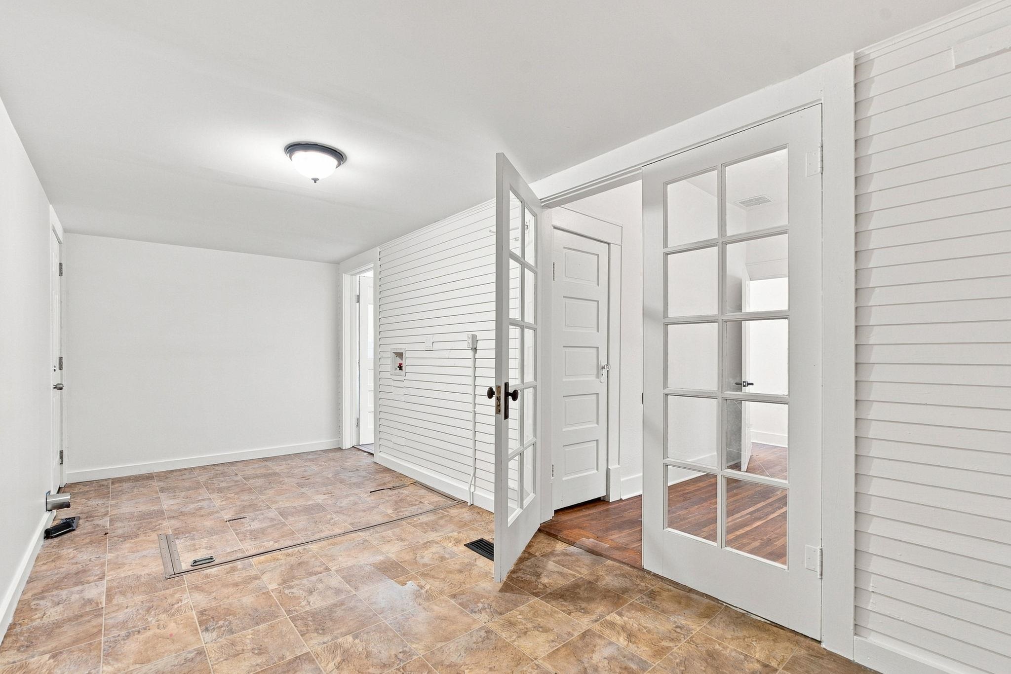 1250 N Lewellen Property Photo 24