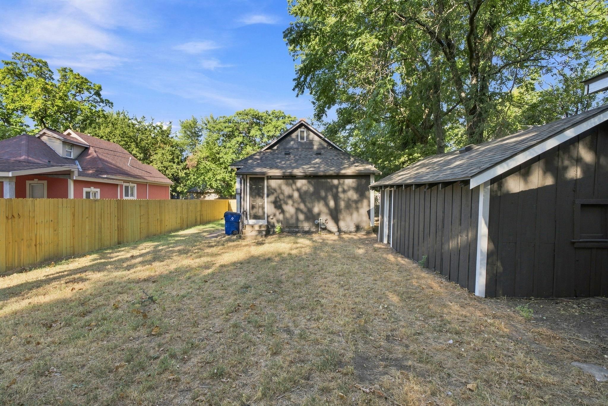 1250 N Lewellen Property Photo 28