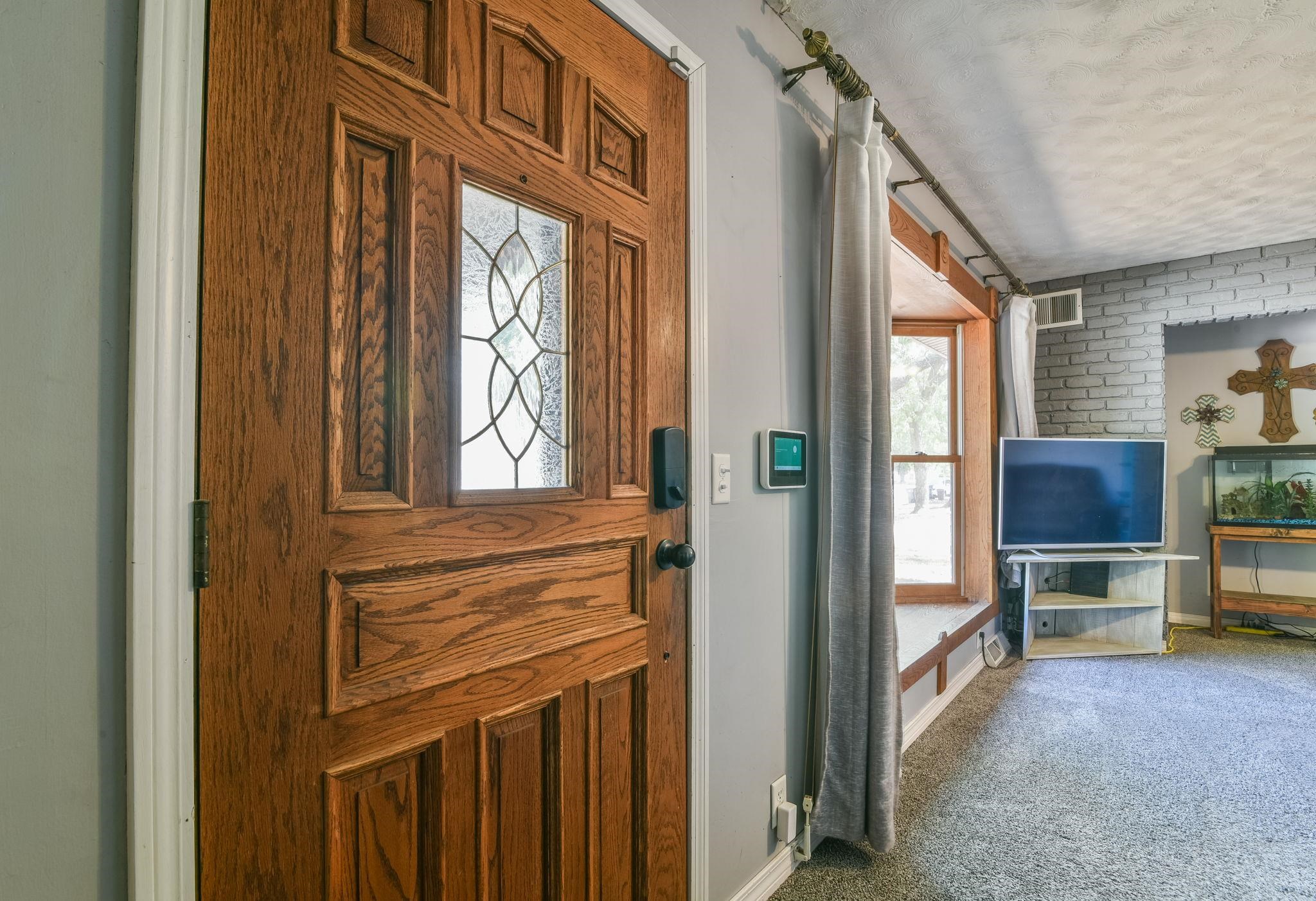 1313 W Brady Property Photo 6