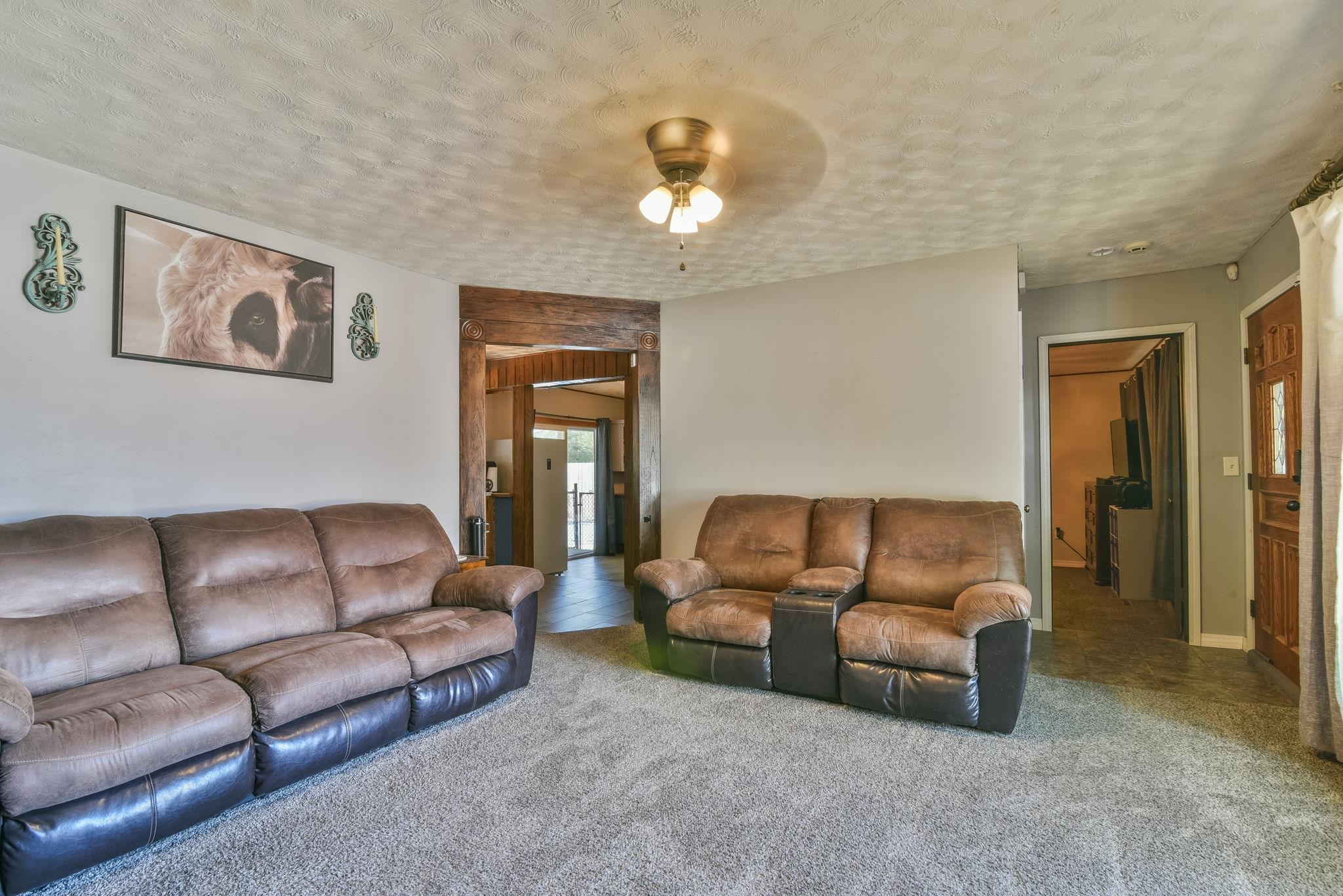 1313 W Brady Property Photo 10