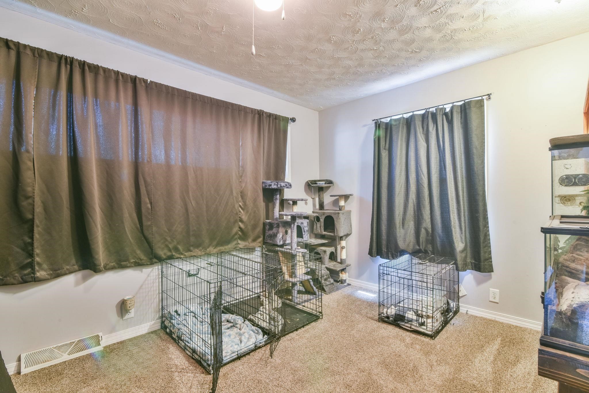 1313 W Brady Property Photo 21