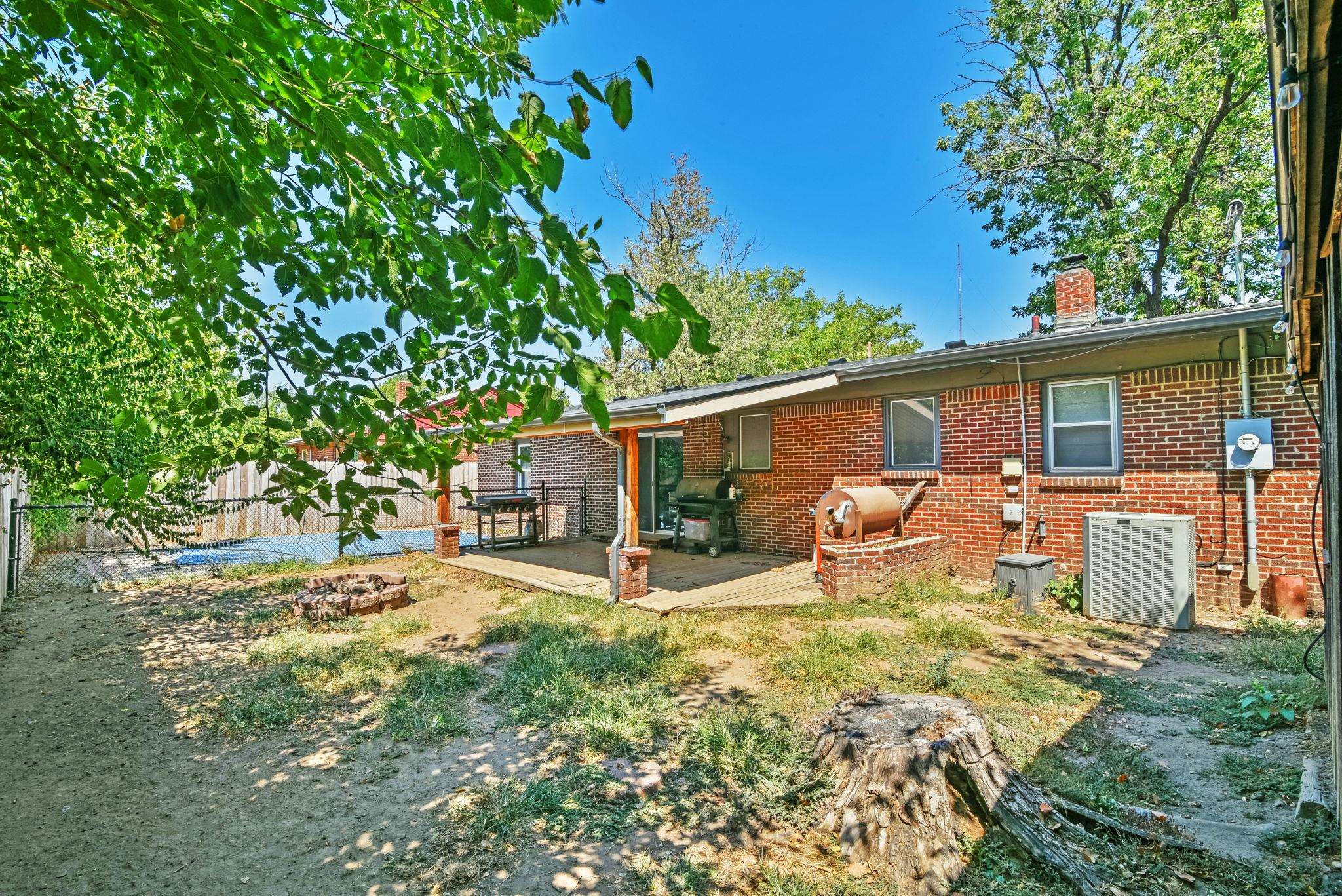 1313 W Brady Property Photo 31