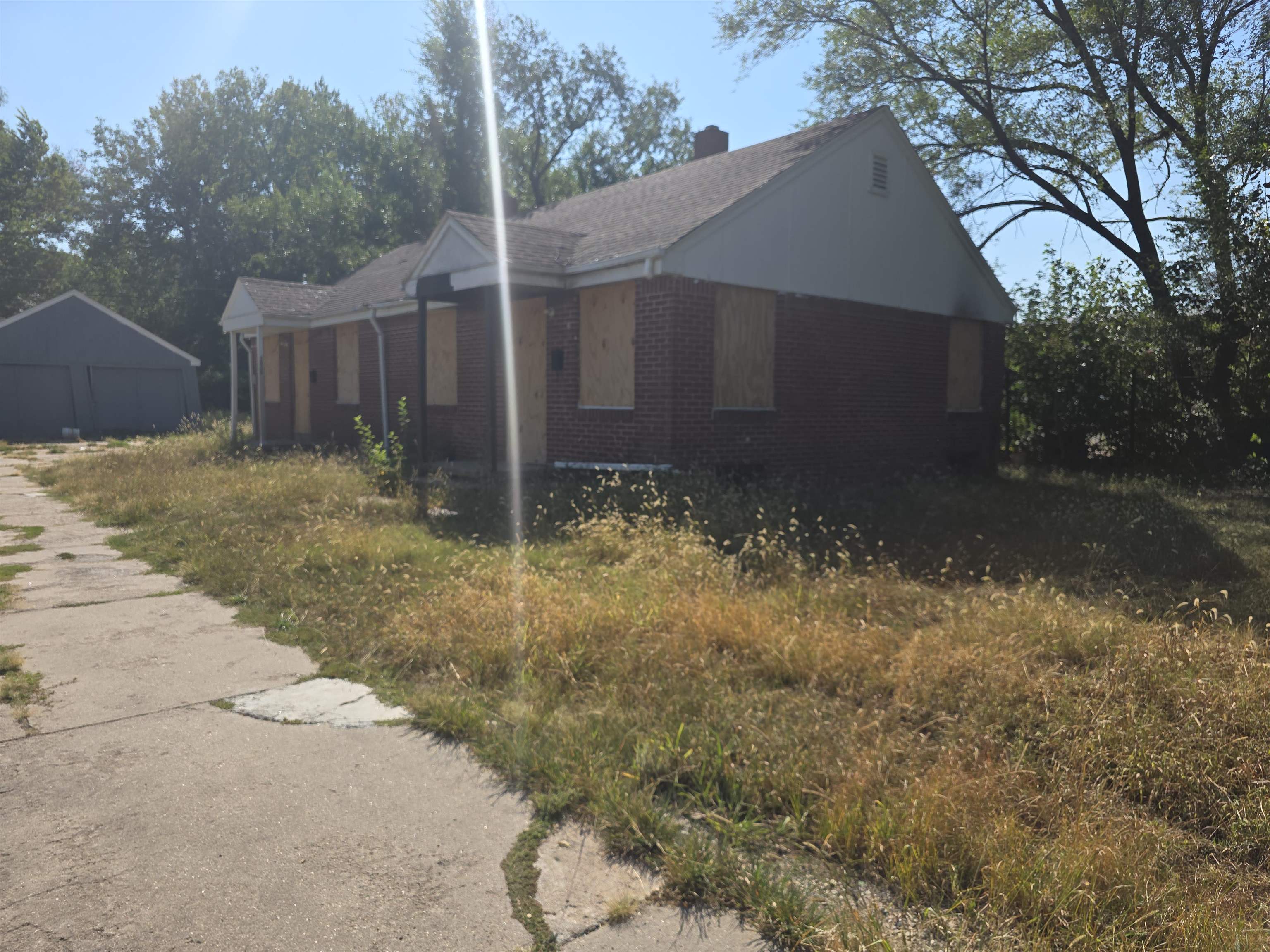 1028 N Estelle Ave Property Photo 5