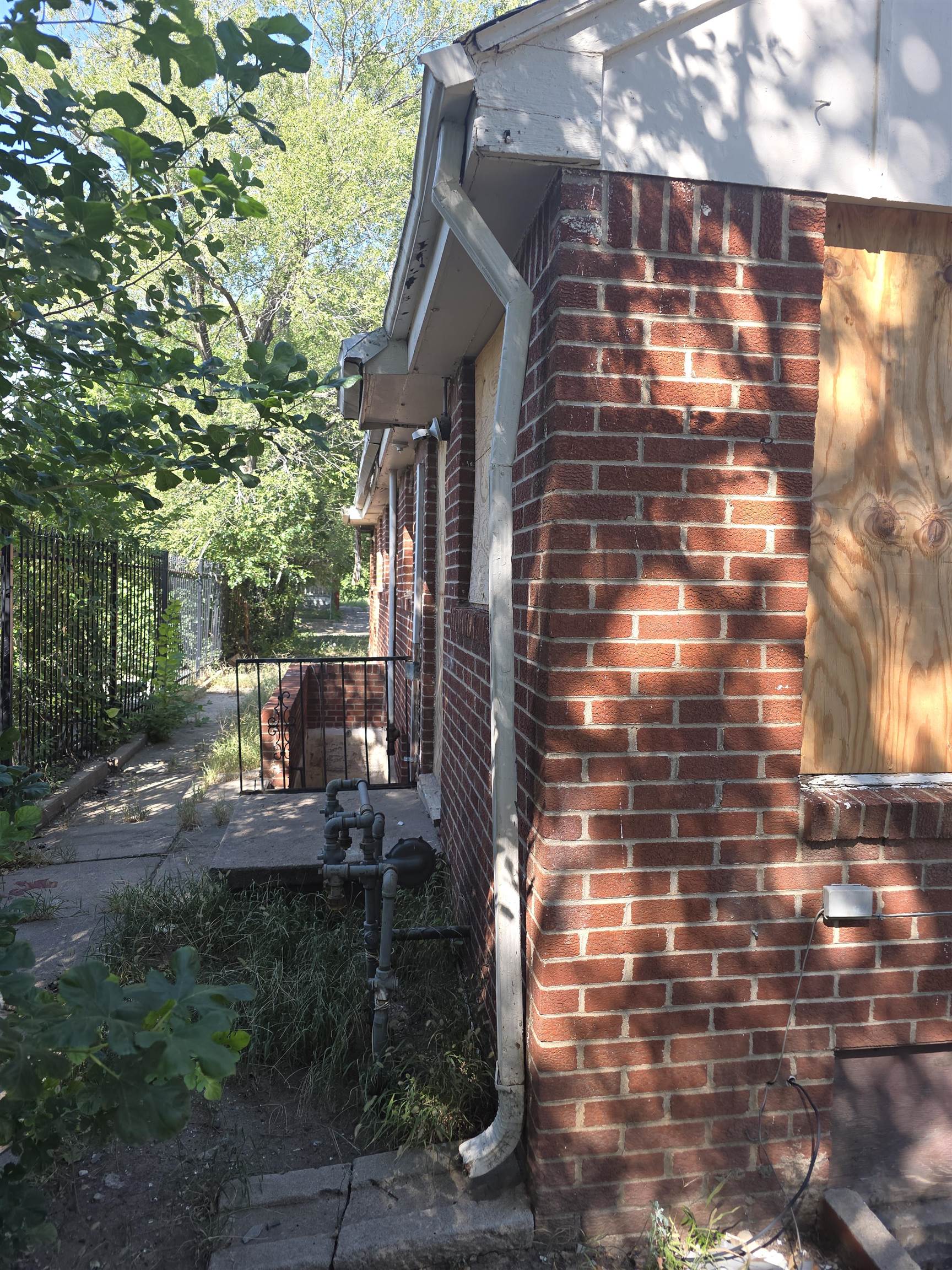1028 N Estelle Ave Property Photo 7