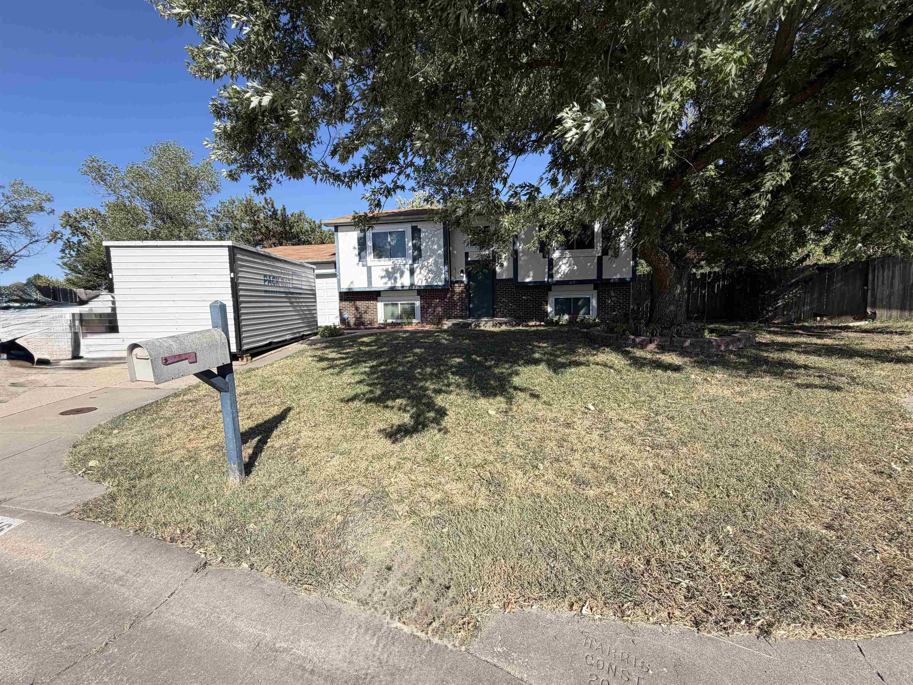6716 E 30 Ct N Property Photo 1